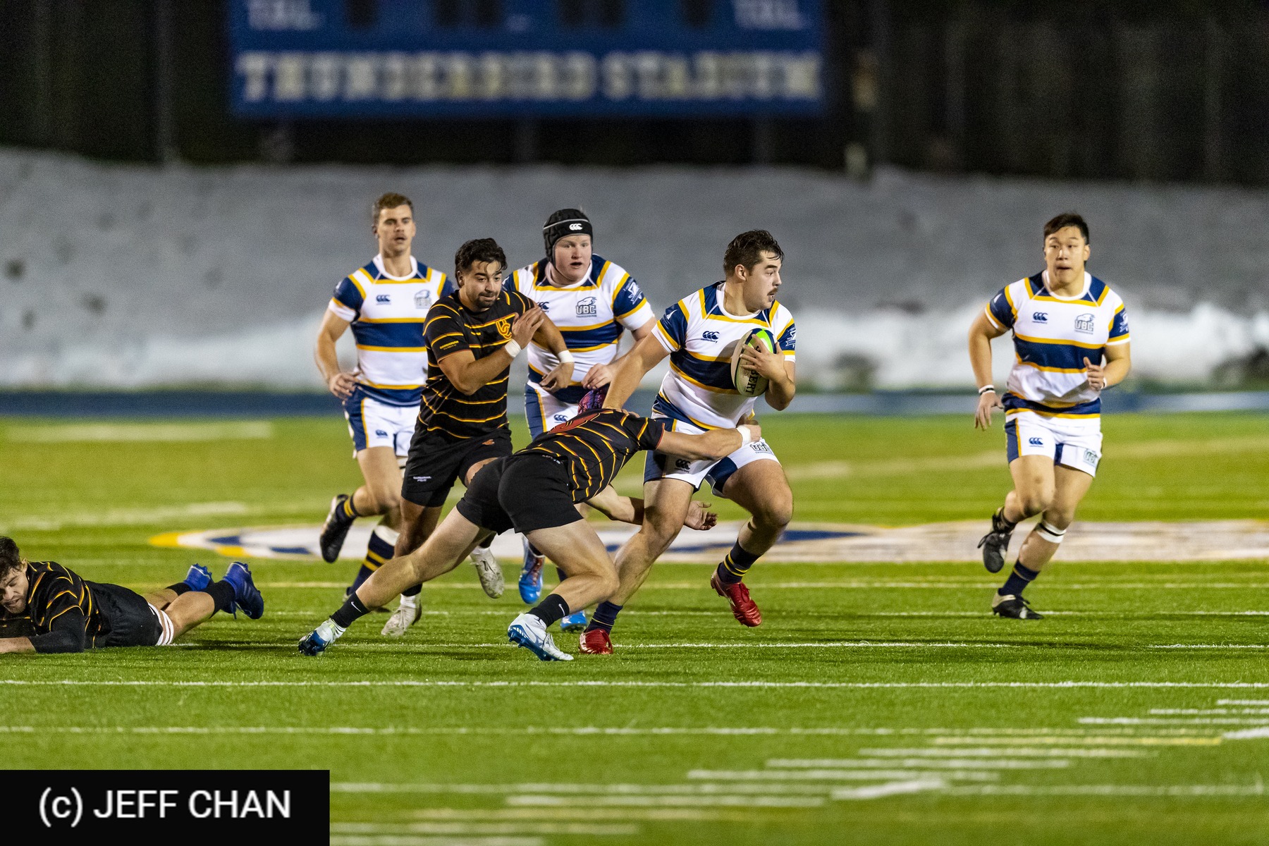 Jack CARSON - Raymond CHOU - Joe MCNULTY - Michael MOURELATOS -  University of British Columbia - University of Calgary - Rugby - CANUMENS 2022 - U British Columbia vs  U Calgary -  by Jeff Chan (#CANUMENS2202) Photo by: Jeff Chan | Siuxy Sports 2022-11-30
