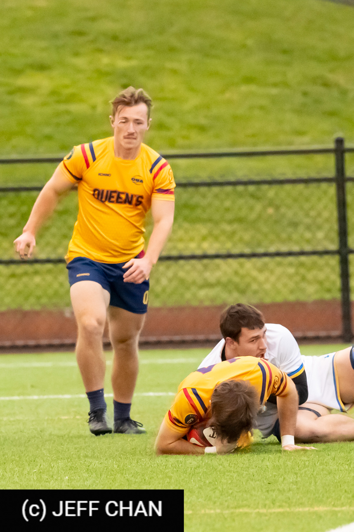 Connor GITTENS -  Queen's University - University of Victoria - Rugby - CANUMENS 2023 - Quarter final - Queen's vs UVic by Jeff Chan (#CANUMENS2301) Photo by: Jeff Chan | Siuxy Sports 2023-11-15