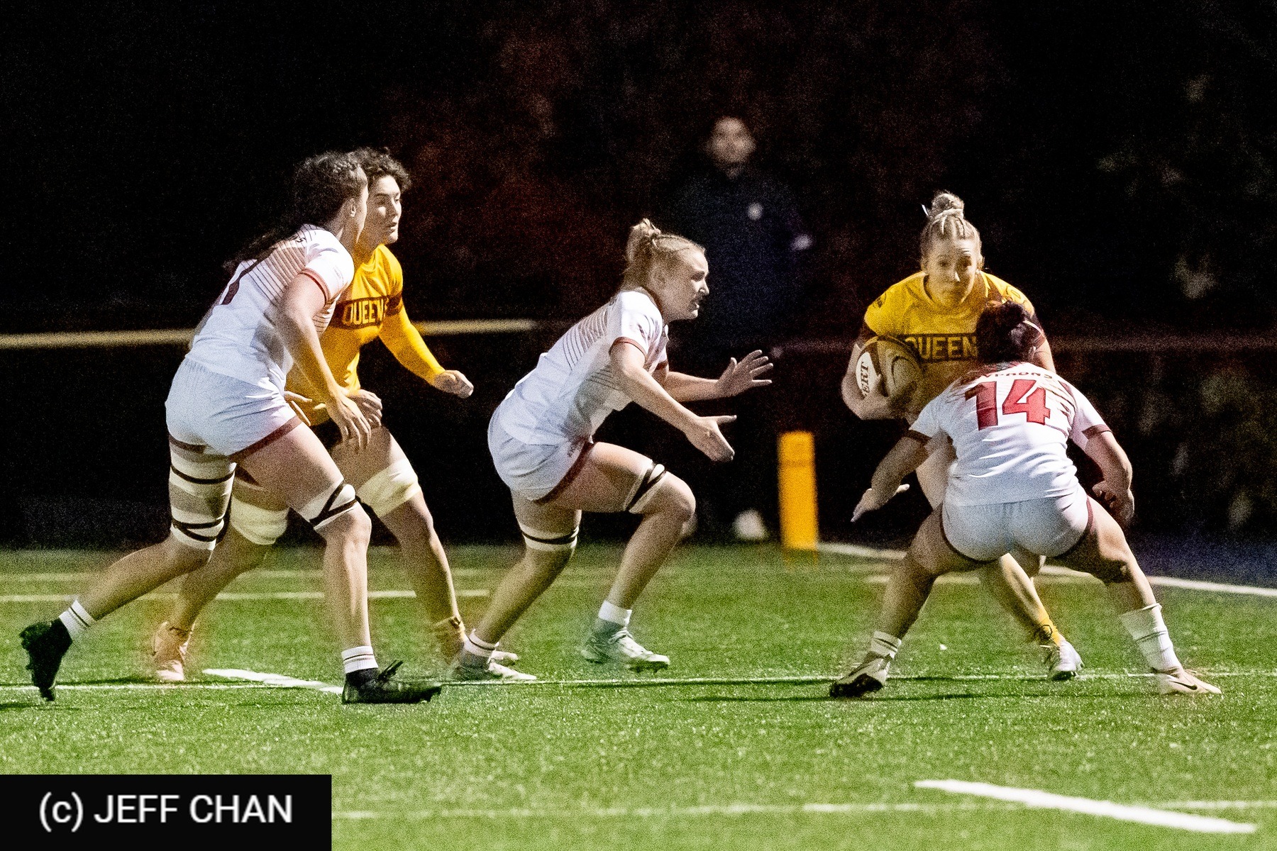  Queen's University - University of Guelph - Rugby - OUA 2025 Queen's (W) vs Guelph (#OUW25QWGU10) Photo by: Jeff Chan | Siuxy Sports 2025-10-24