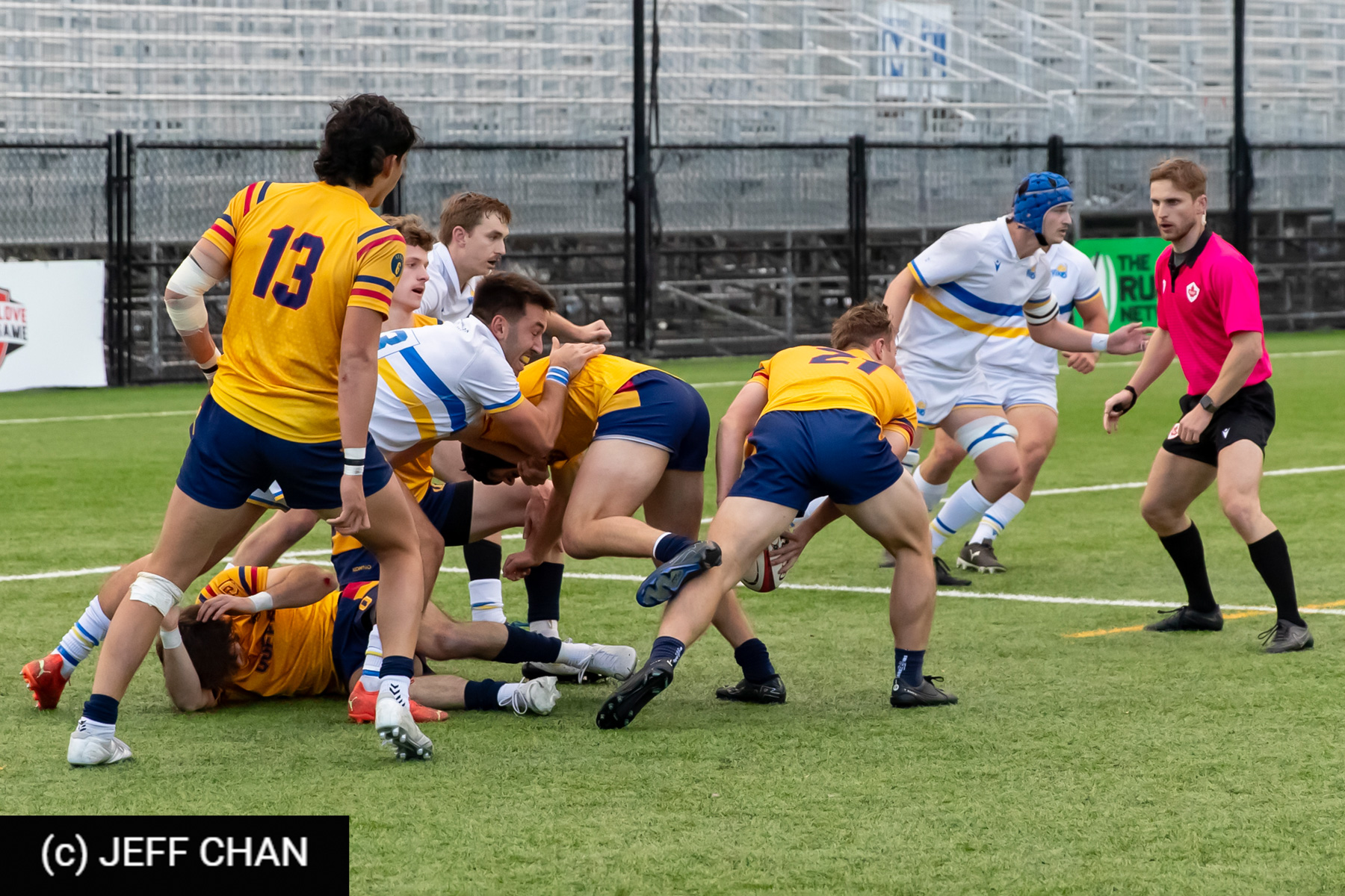  Queen's University - University of Victoria - Rugby - CANUMENS 2023 - Quarter final - Queen's vs UVic by Jeff Chan (#CANUMENS2301) Photo by: Jeff Chan | Siuxy Sports 2023-11-15
