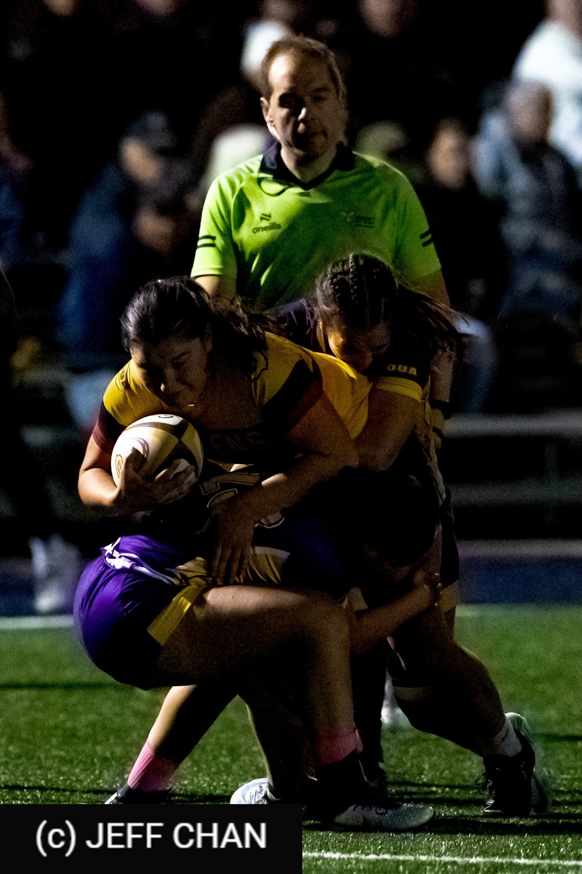  Queen's University - Wilfrid Laurier University - Rugby - OUA 2025 Queen's (W) vs Laurier (#OUW25QWLA10) Photo by: Jeff Chan | Siuxy Sports 2025-10-17