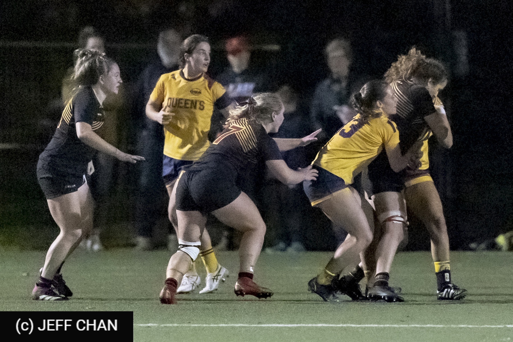  Queen's University - University of Guelph - Rugby - OUA 2023 Queen's (W) vs Guelph Final (#OUW23QWGU10) Photo by: Jeff Chan | Siuxy Sports 2023-10-27