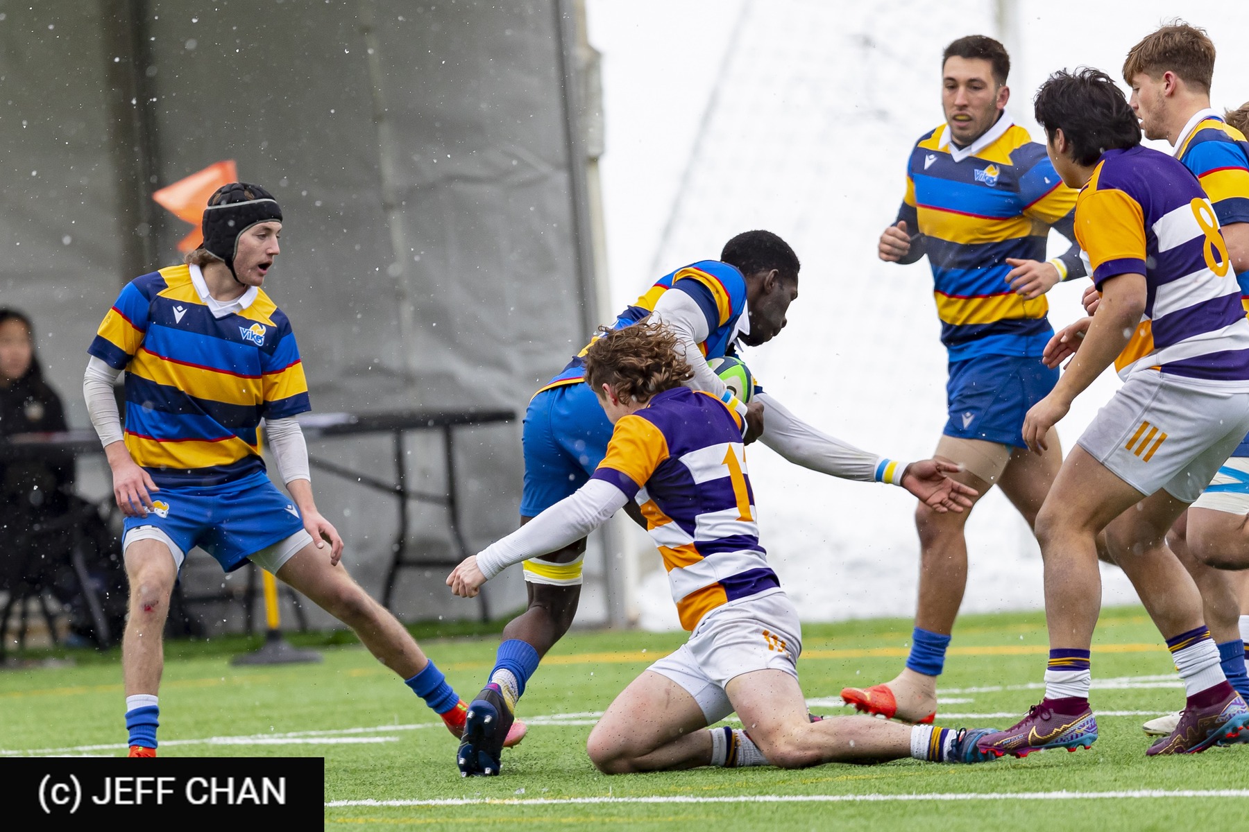 Shane RIKLEY-KRINDLE -  University of Victoria - Wilfrid Laurier University - Rugby - CANUMENS 2022 - U Victoria vs W Laurier U -  by Jeff Chan (#CANUMENS2208) Photo by: Jeff Chan | Siuxy Sports 2022-12-02