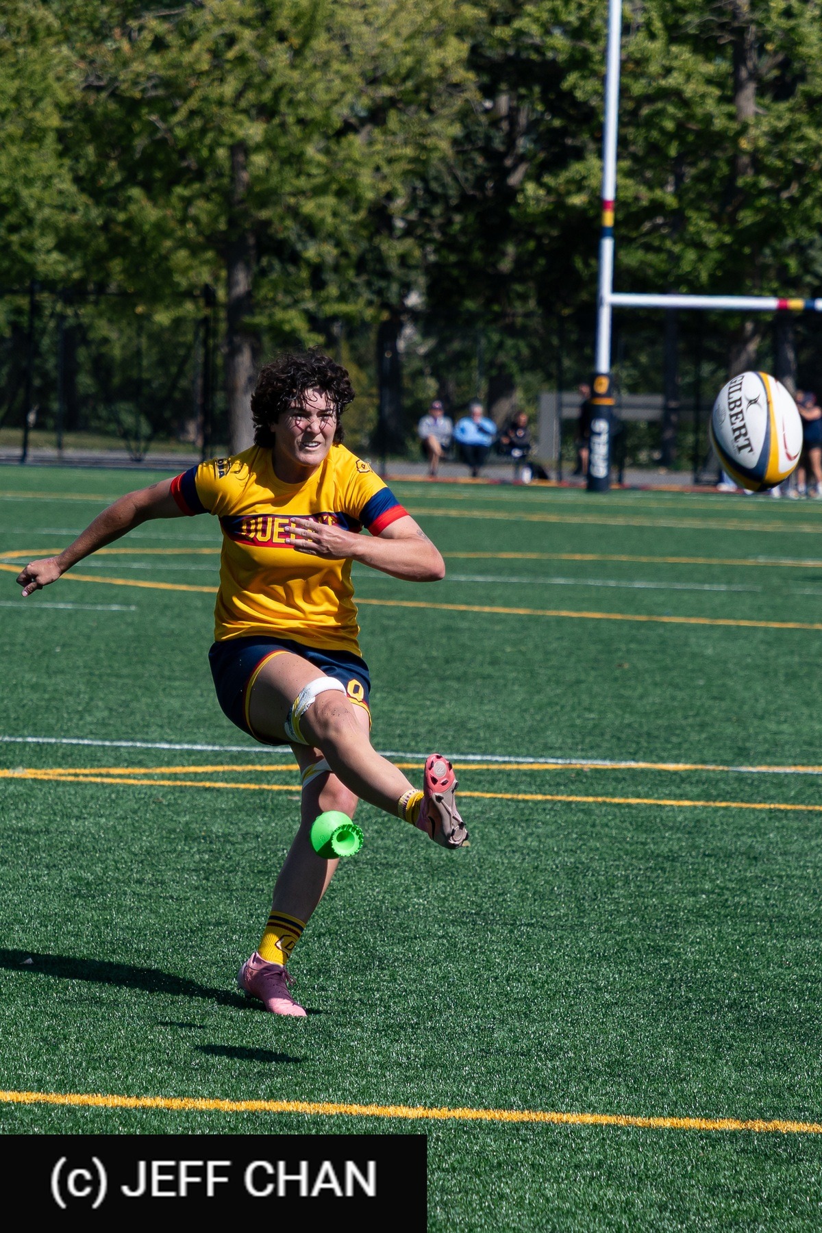  Queen's University - York University - Rugby - OUA 2025 Queen's (W) vs York (#OUW25QWYO09) Photo by: Jeff Chan | Siuxy Sports 2025-09-06