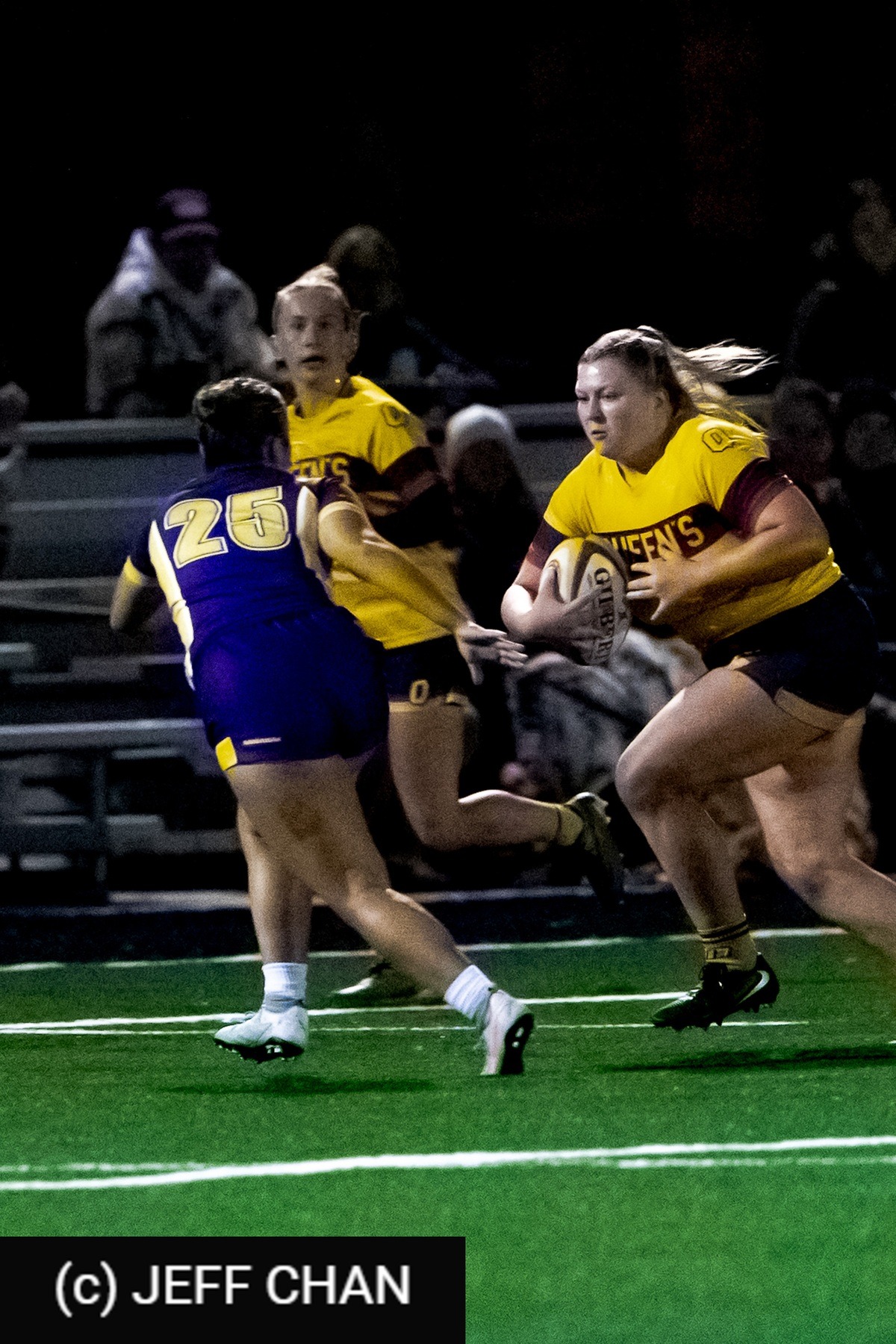  Queen's University - Wilfrid Laurier University - Rugby - OUA 2025 Queen's (W) vs Laurier (#OUW25QWLA10) Photo by: Jeff Chan | Siuxy Sports 2025-10-17
