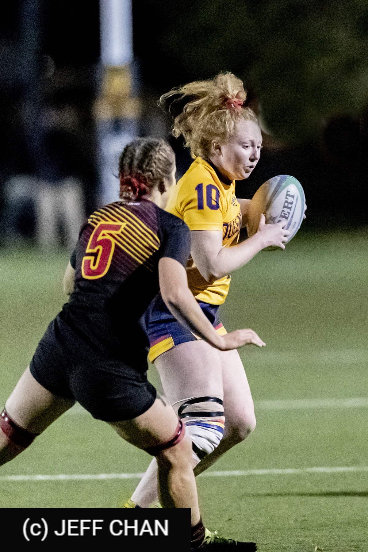  Queen's University - University of Guelph - Rugby - OUA 2022 Queen's (W) vs Guelph Champions (#OUW22QWGU10) Photo by: Jeff Chan | Siuxy Sports 2022-10-28