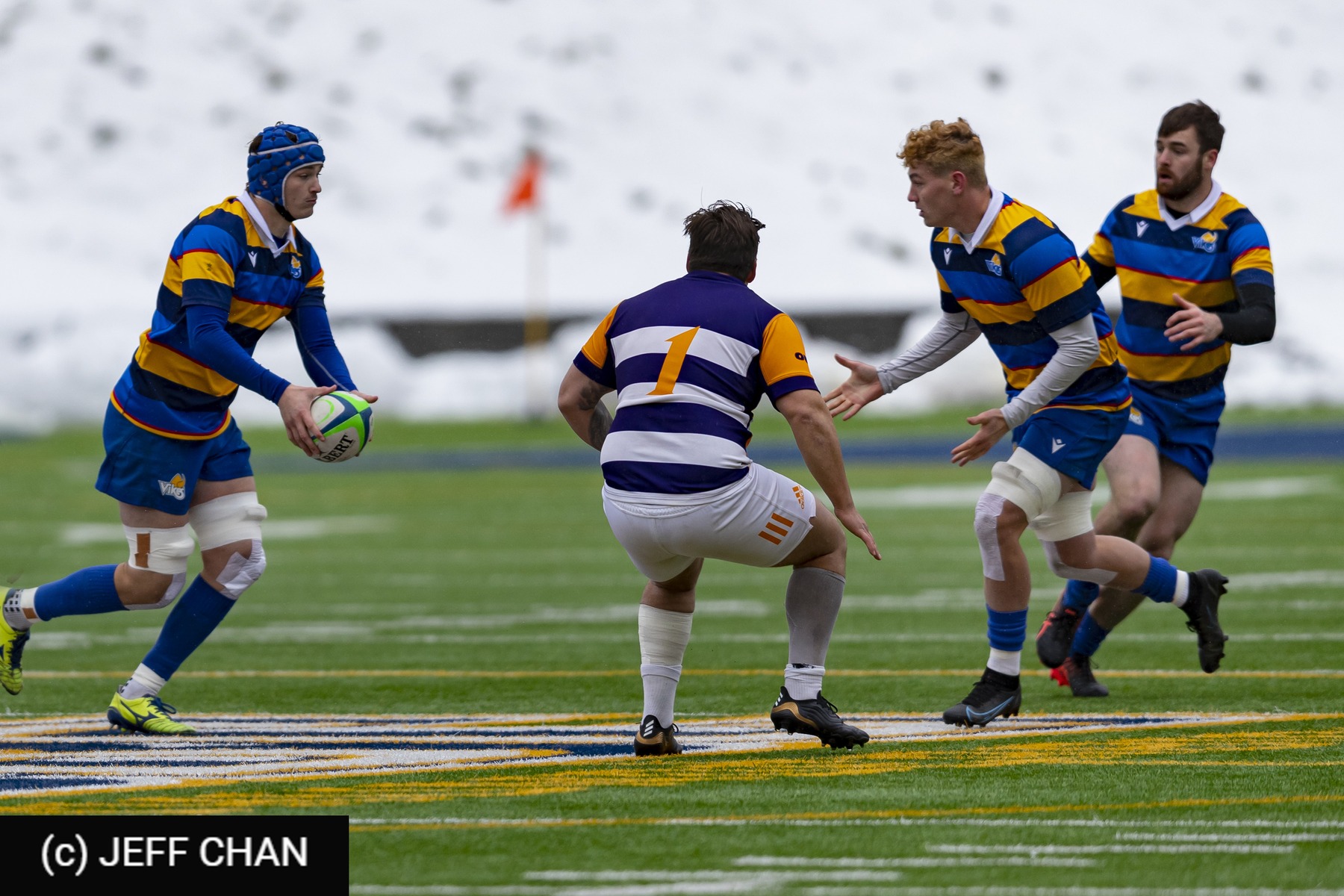 Logan MARTIN-FEEK -  University of Victoria - Wilfrid Laurier University - Rugby - CANUMENS 2022 - U Victoria vs W Laurier U -  by Jeff Chan (#CANUMENS2208) Photo by: Jeff Chan | Siuxy Sports 2022-12-02