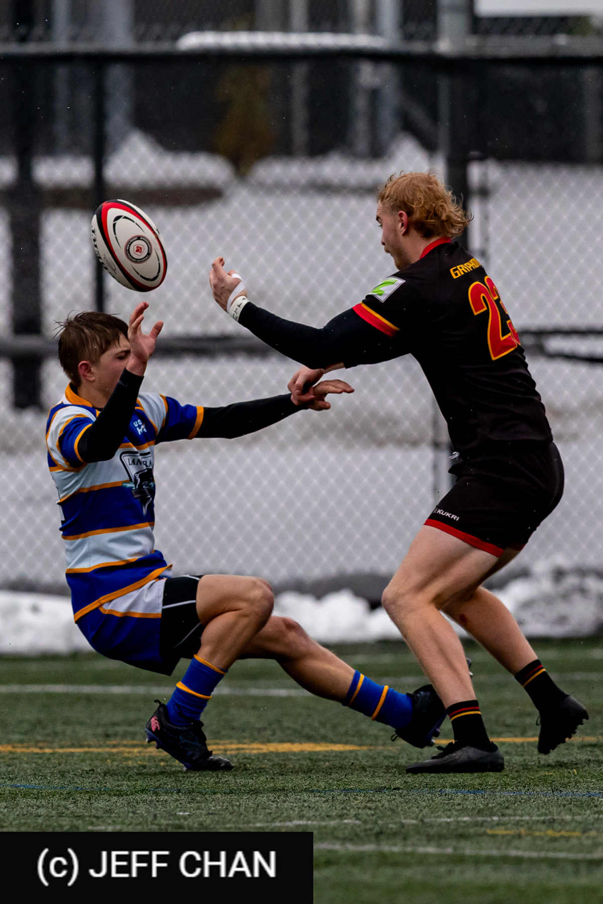  University of Guelph - University of British Columbia Okanagan - Rugby - CANUMENS 2025 - University of Guelph v University of British Columbia Okanagan - Game#2 by Jeff Chan (#CANUMENS2572) Photo by: Jeff Chan | Siuxy Sports 2025-11-12