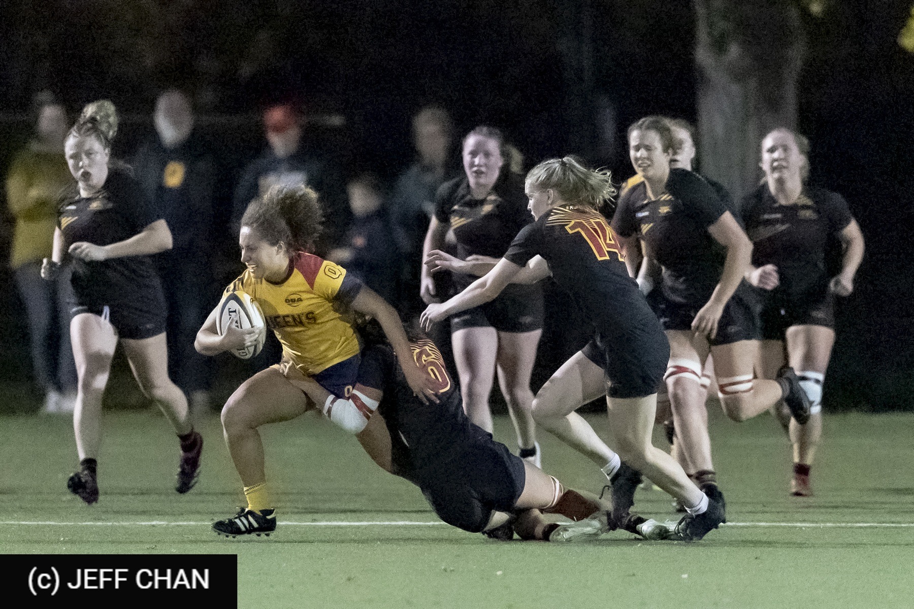  Queen's University - University of Guelph - Rugby - OUA 2023 Queen's (W) vs Guelph Final (#OUW23QWGU10) Photo by: Jeff Chan | Siuxy Sports 2023-10-27