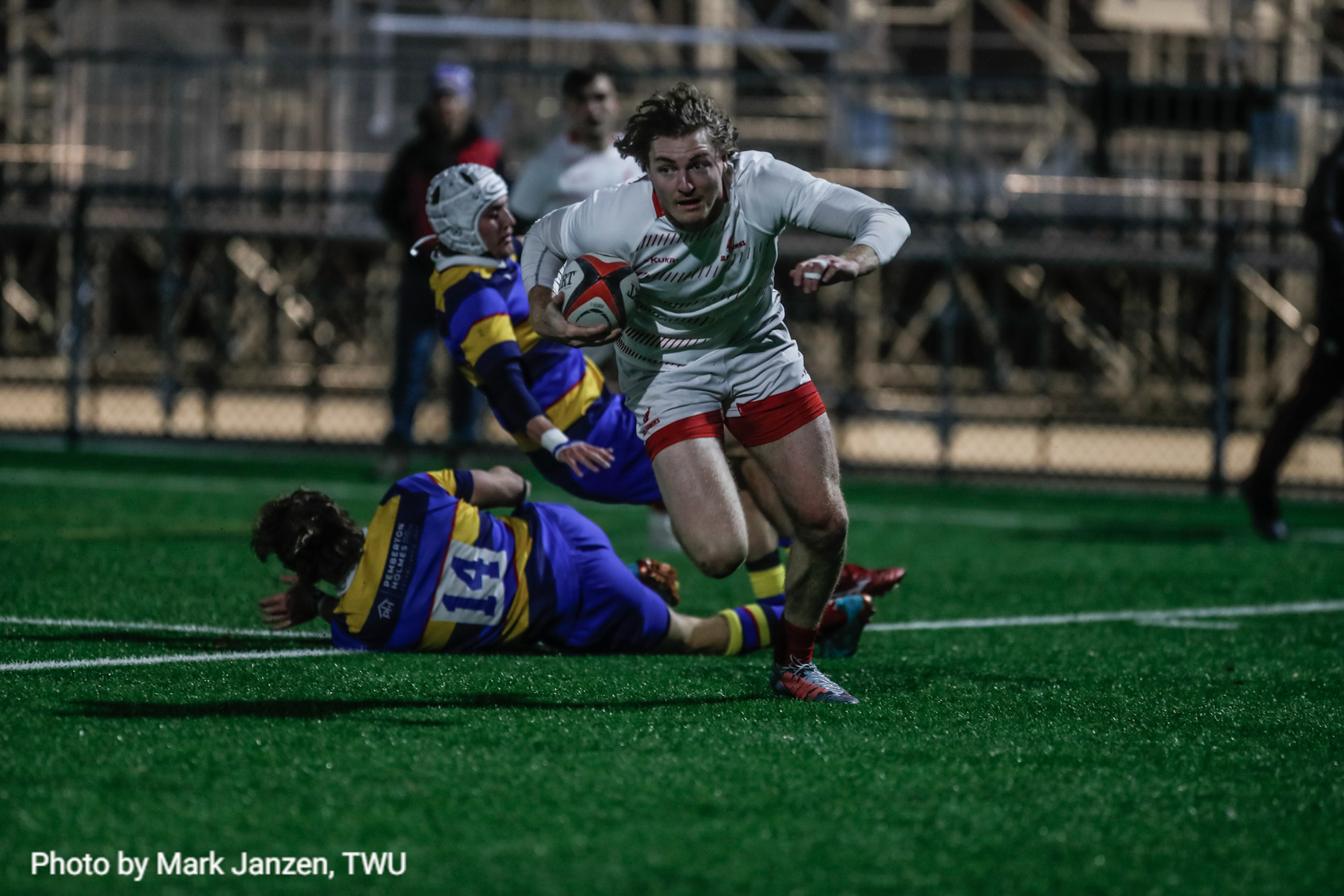 University of Victoria - Memorial University of Newfoundland - Rugby - CANUMENS 2023 - Quarter final - UVic vs Memorial U by Jeff Chan (#CANUMENS2306) Photo by: Jeff Chan | Siuxy Sports 2023-11-17