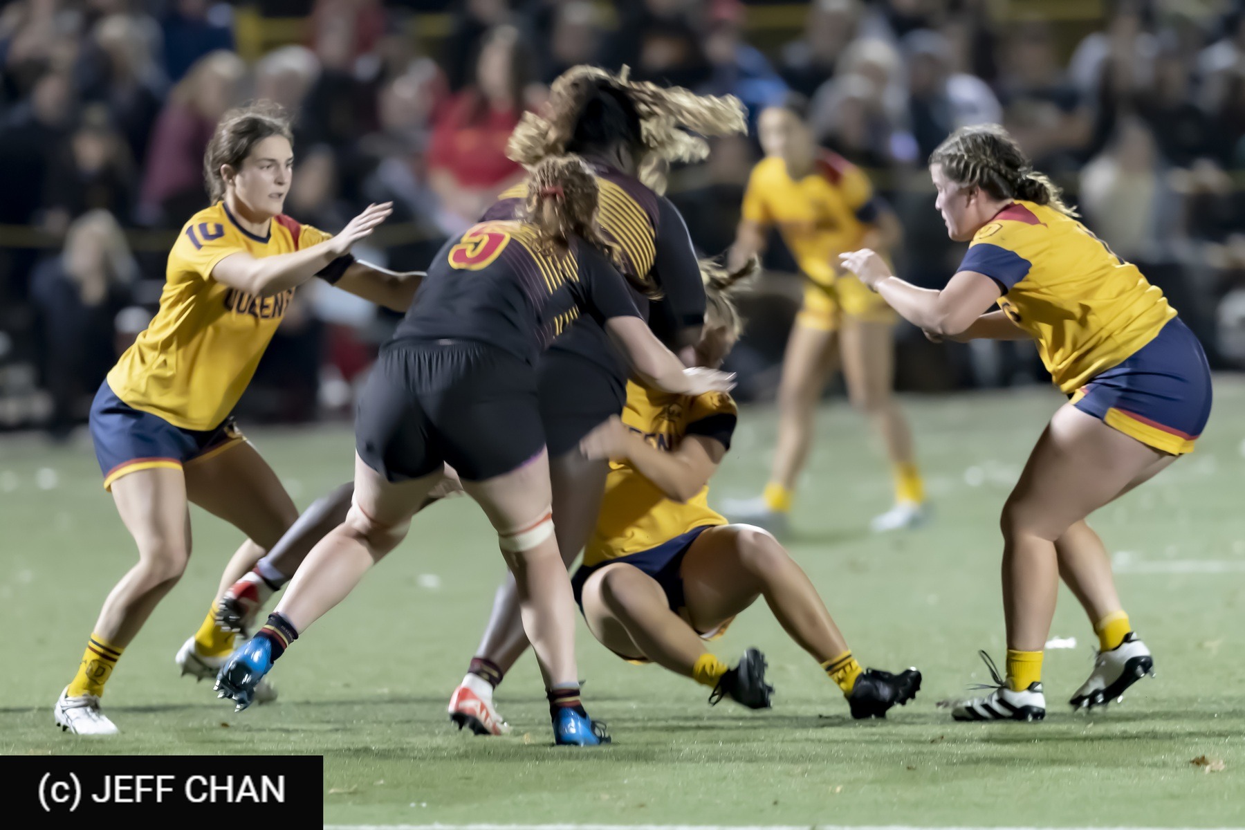  Queen's University - University of Guelph - Rugby - OUA 2023 Queen's (W) vs Guelph Final (#OUW23QWGU10) Photo by: Jeff Chan | Siuxy Sports 2023-10-27