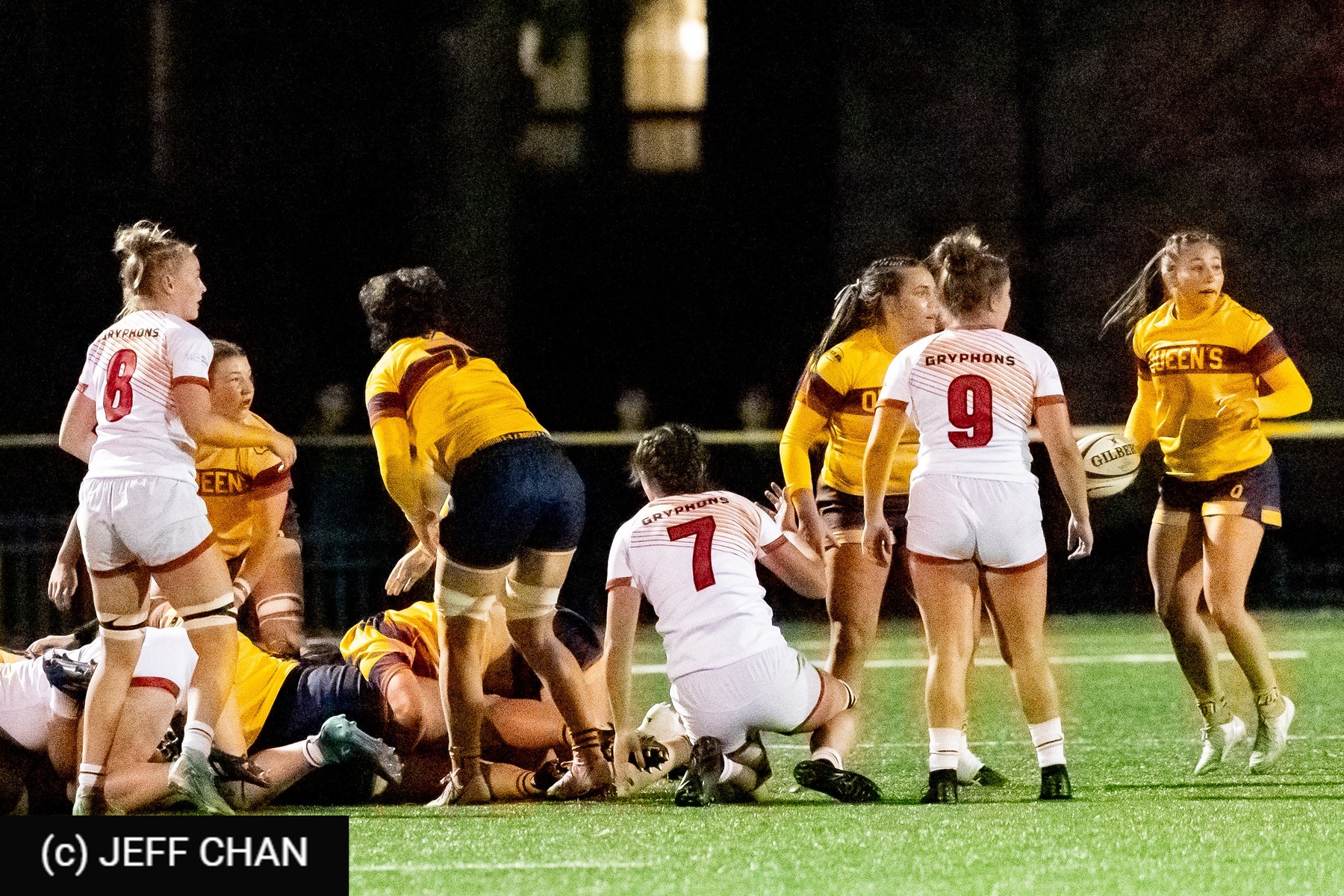  Queen's University - University of Guelph - Rugby - OUA 2025 Queen's (W) vs Guelph (#OUW25QWGU10) Photo by: Jeff Chan | Siuxy Sports 2025-10-24