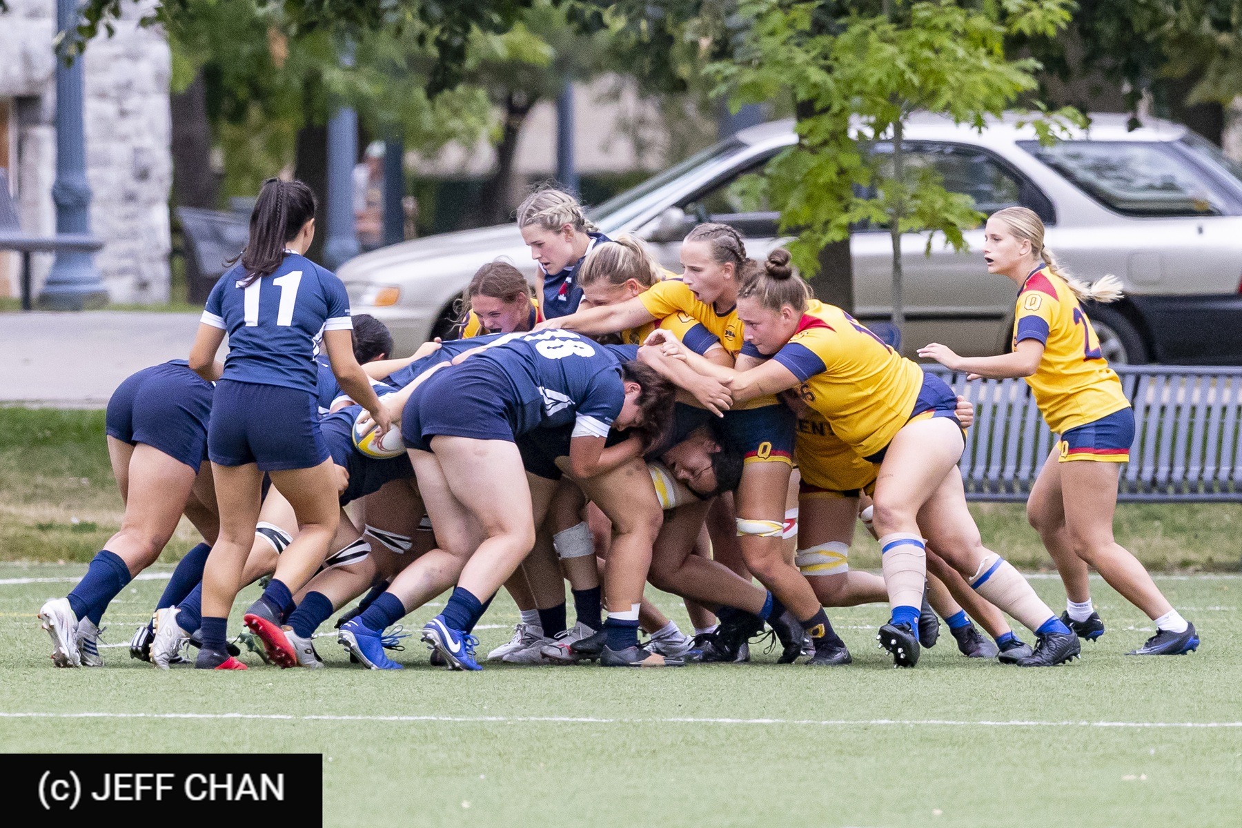  Queen's University - University of Toronto - Rugby - OUA 2023 Queen's (W) vs Toronto (#OUW23QWUT09) Photo by: Jeff Chan | Siuxy Sports 2023-09-09