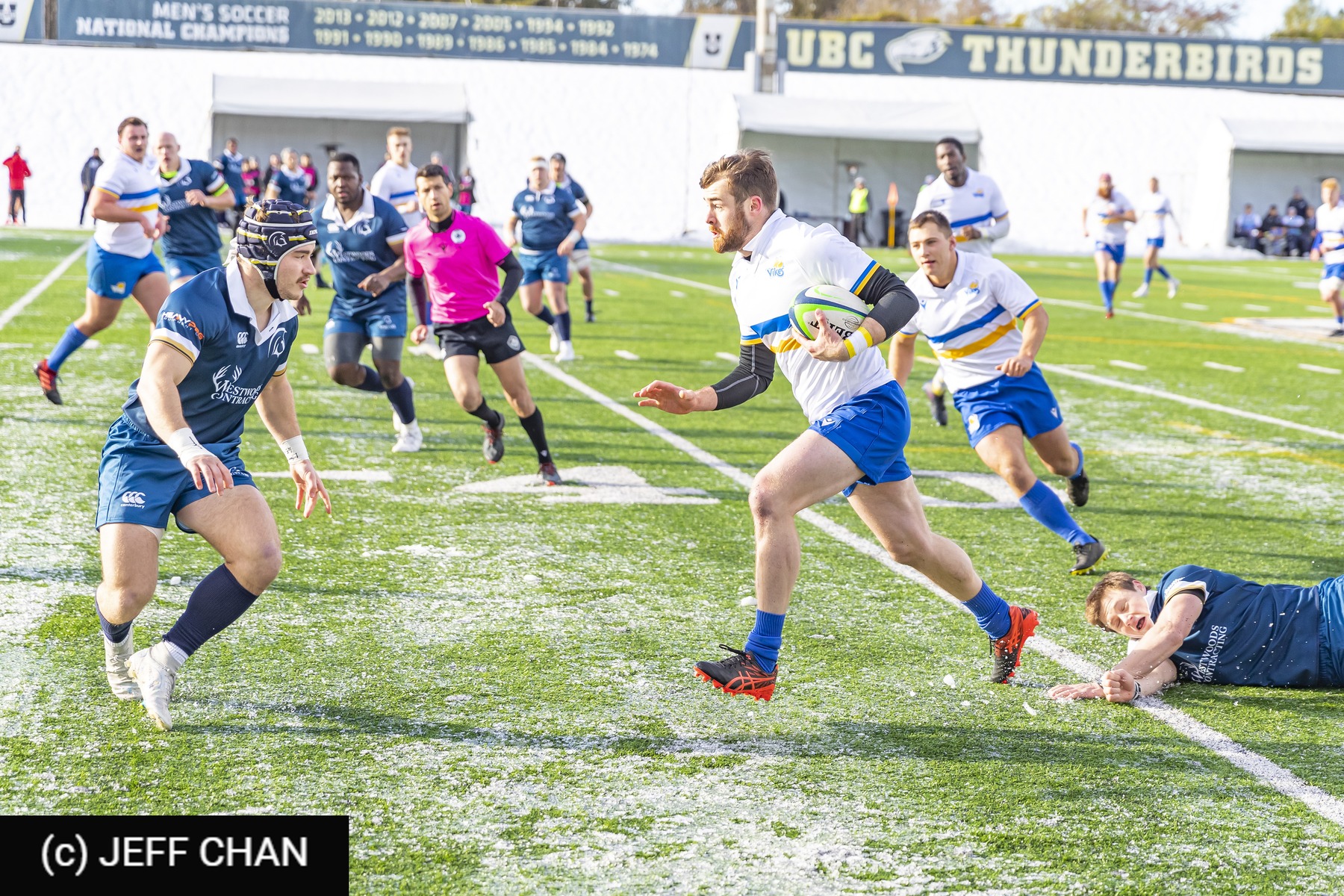  University of Victoria - Trinity Western University - Rugby - CANUMENS 2022 - U Victoria vs  Trinity Western U -  by Jeff Chan (#CANUMENS2201) Photo by: Jeff Chan | Siuxy Sports 2022-11-30