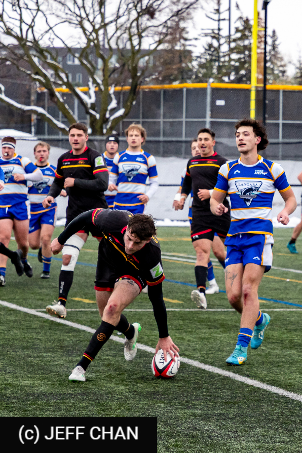 Liam BOWMAN - Jacob INCE -  University of Guelph - University of British Columbia Okanagan - Rugby - CANUMENS 2025 - University of Guelph v University of British Columbia Okanagan - Game#2 by Jeff Chan (#CANUMENS2572) Photo by: Jeff Chan | Siuxy Sports 2025-11-12