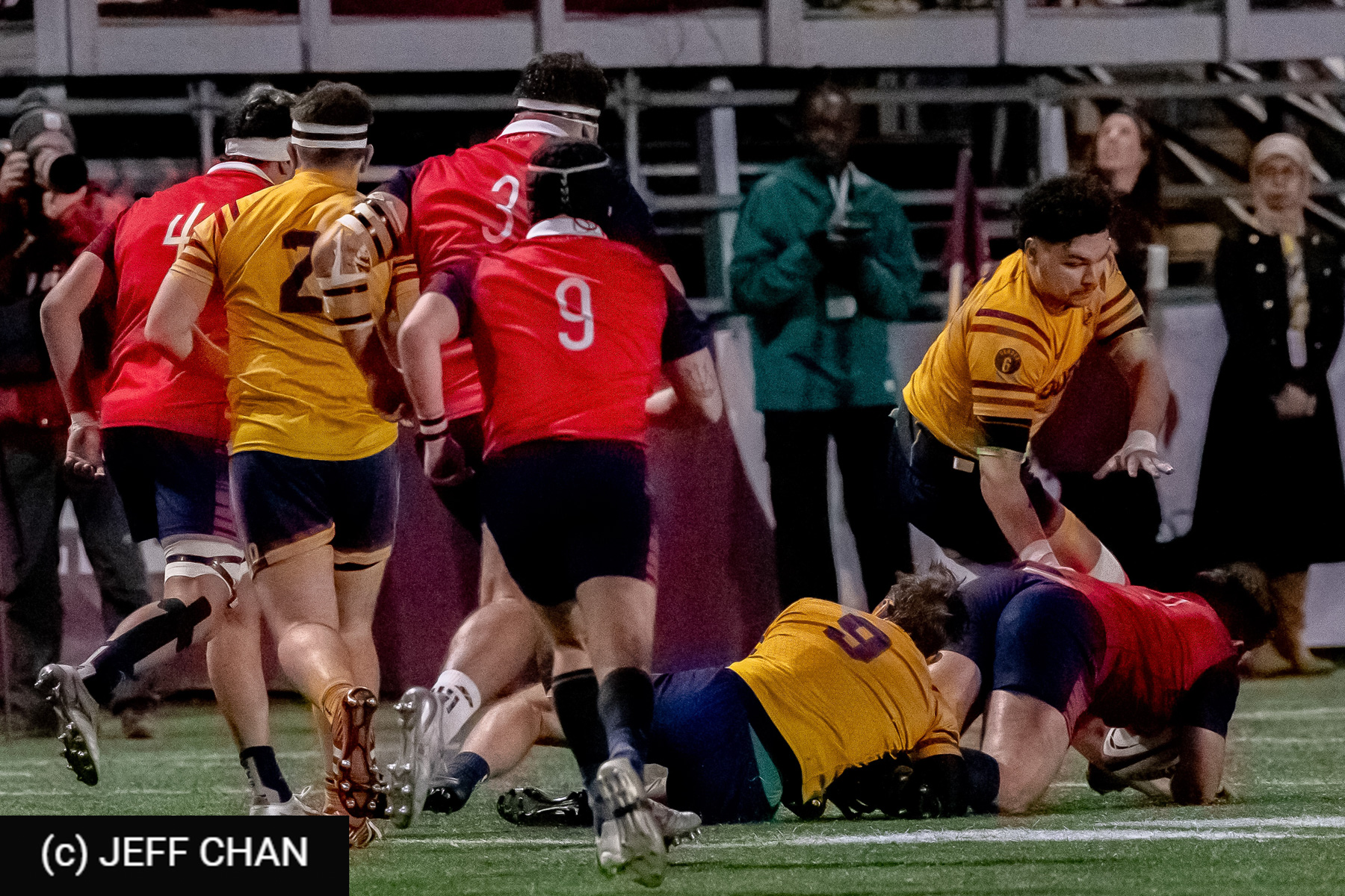  ÉTS (École de technologie supérieure) - Queen's University - Rugby - CANUMENS 2024 - Final - ETS vs Queen's by Jeff Chan (#CANUMENS2412) Photo by: Jeff Chan | Siuxy Sports 2024-11-17