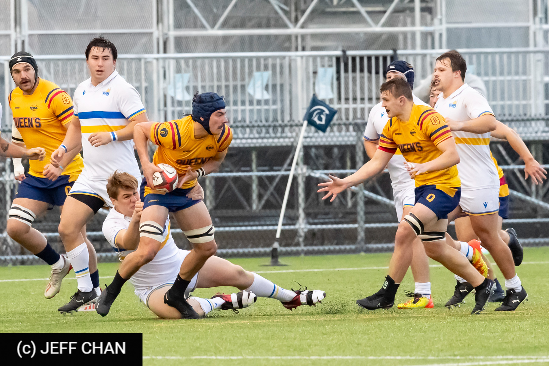 Brendan KIM - Phoenix MOLLER -  Queen's University - University of Victoria - Rugby - CANUMENS 2023 - Quarter final - Queen's vs UVic by Jeff Chan (#CANUMENS2301) Photo by: Jeff Chan | Siuxy Sports 2023-11-15
