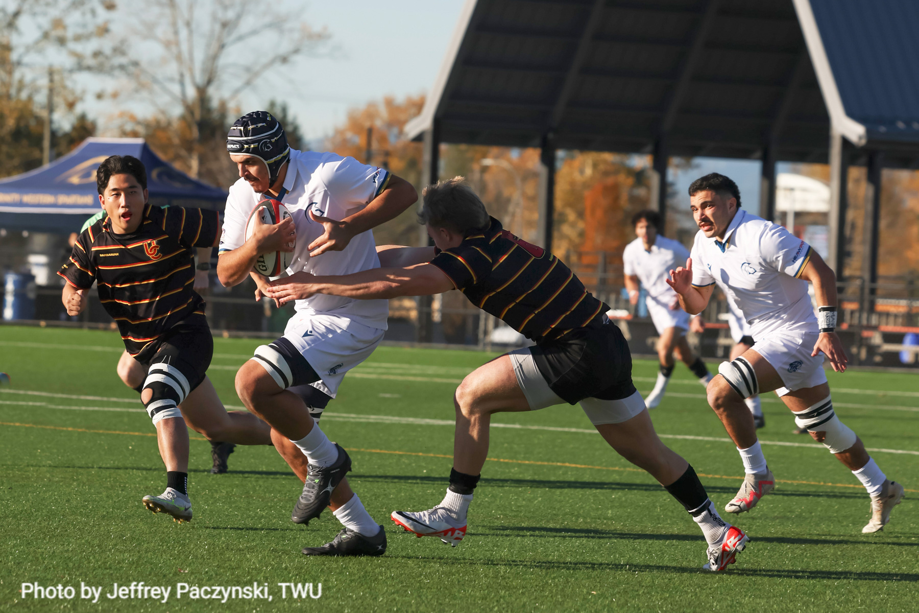  Trinity Western University - University of Calgary - Rugby - CANUMENS 2023 - Semi final - Trinity W vs Calgary U by Jeff Chan (#CANUMENS2308) Photo by: Jeff Chan | Siuxy Sports 2023-11-17