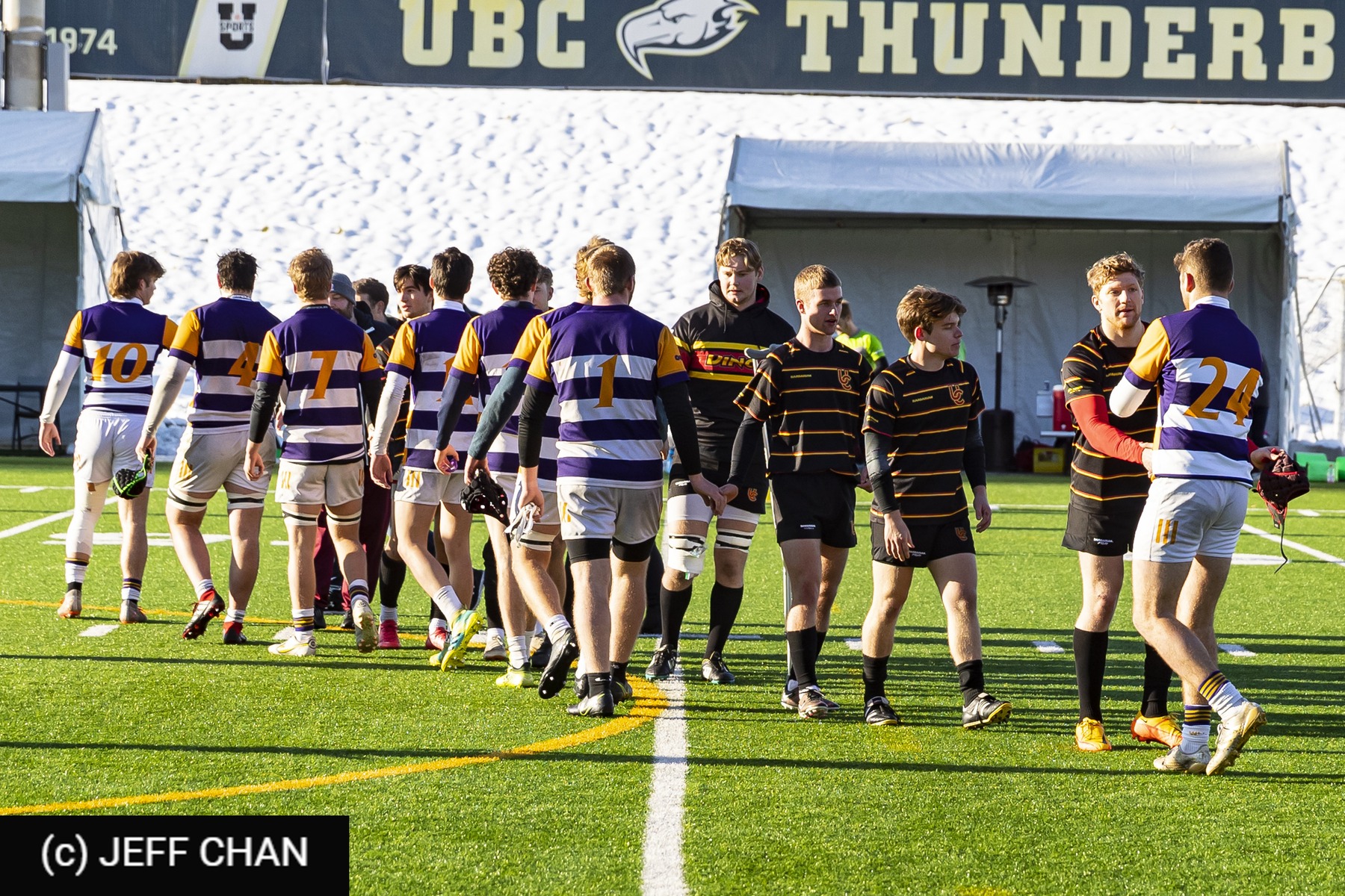 Aidan CROOKSHANK -  Wilfrid Laurier University - University of Calgary - Rugby - CANUMENS 2022 - W Laurier U vs Calgary -  by Jeff Chan (#CANUMENS2210) Photo by: Jeff Chan | Siuxy Sports 2022-12-04