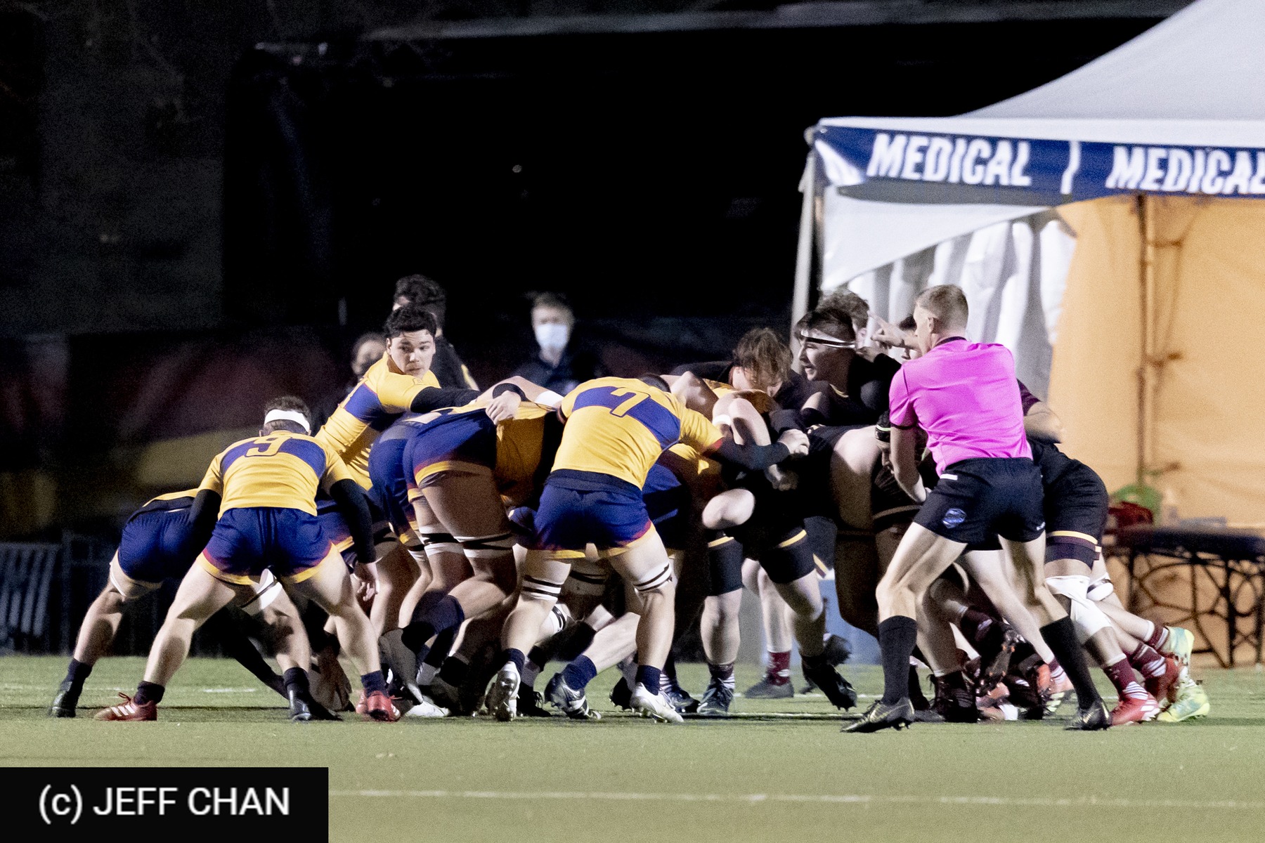 Daniel SVOBODA -  Queen's University - Université Concordia - Rugby - CANUMENS 2021 - Queen's U vs Concordia U - by Jeff Chan (#CANUMENS2104) Photo by: Jeff Chan | Siuxy Sports 2021-11-24