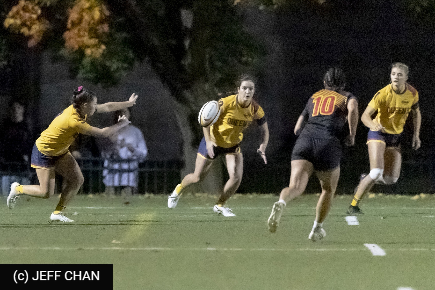  Queen's University - University of Guelph - Rugby - OUA 2023 Queen's (W) vs Guelph Final (#OUW23QWGU10) Photo by: Jeff Chan | Siuxy Sports 2023-10-27