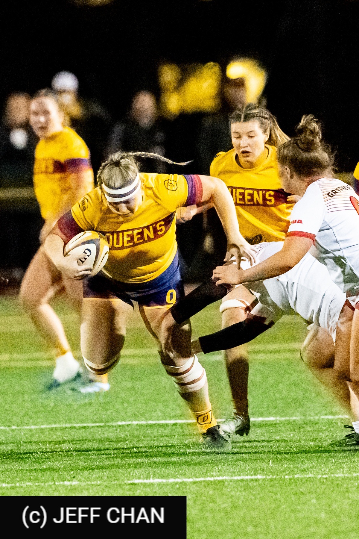  Queen's University - University of Guelph - Rugby - OUA 2025 Queen's (W) vs Guelph (#OUW25QWGU10) Photo by: Jeff Chan | Siuxy Sports 2025-10-24
