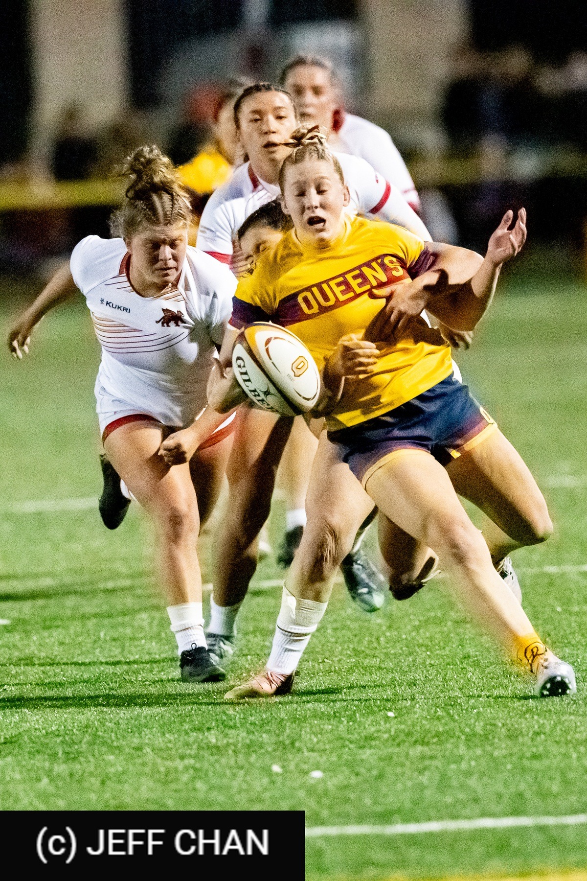  Queen's University - University of Guelph - Rugby - OUA 2025 Queen's (W) vs Guelph (#OUW25QWGU10) Photo by: Jeff Chan | Siuxy Sports 2025-10-24