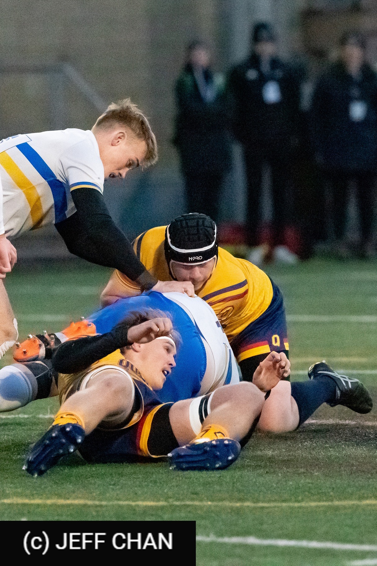  Queen's University - University of Victoria - Rugby - CUMRC 2024 Queen's vs UVic (#CU24QUUV11) Photo by: Jeff Chan | Siuxy Sports 2024-11-13