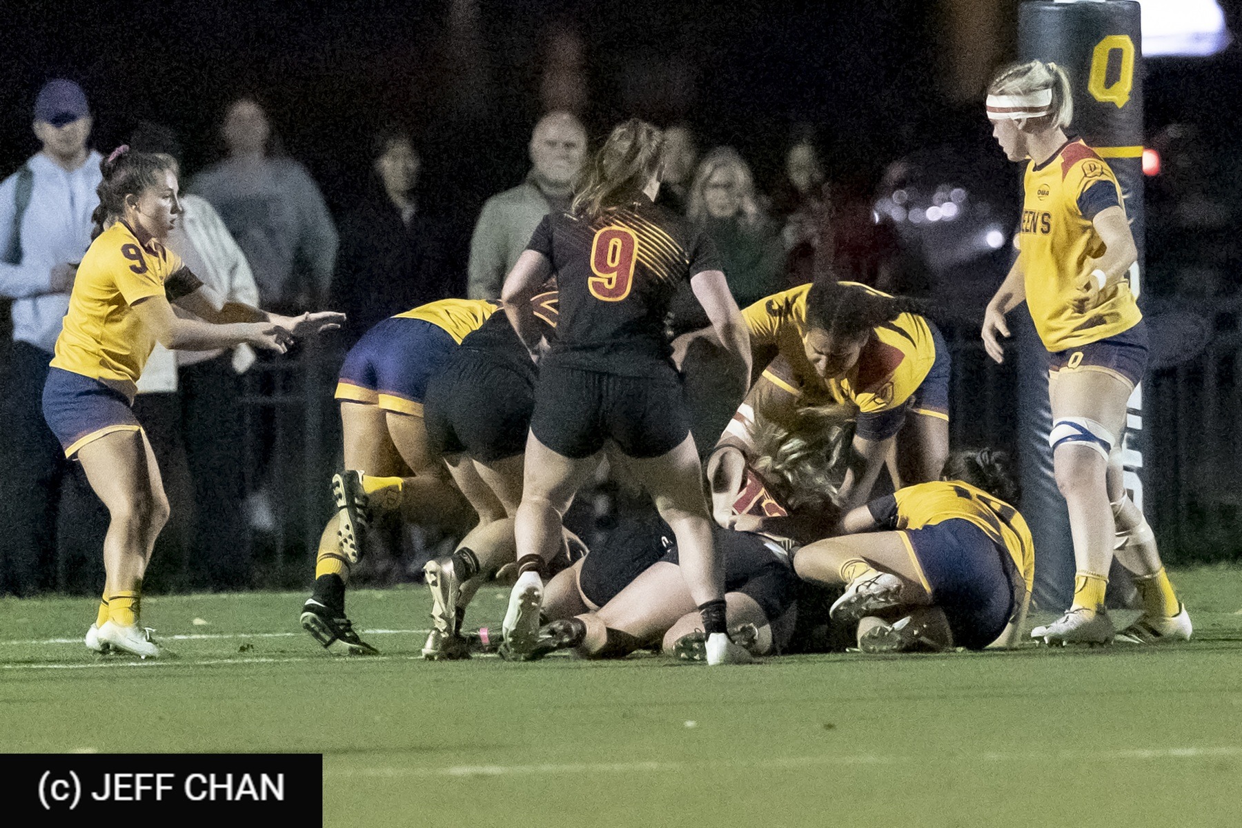  Queen's University - University of Guelph - Rugby - OUA 2023 Queen's (W) vs Guelph Final (#OUW23QWGU10) Photo by: Jeff Chan | Siuxy Sports 2023-10-27