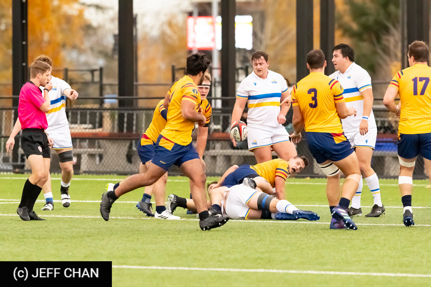 Connor HAY - Owen KOKAN -  Queen's University - University of Victoria - Rugby - CANUMENS 2023 - Quarter final - Queen's vs UVic by Jeff Chan (#CANUMENS2301) Photo by: Jeff Chan | Siuxy Sports 2023-11-15
