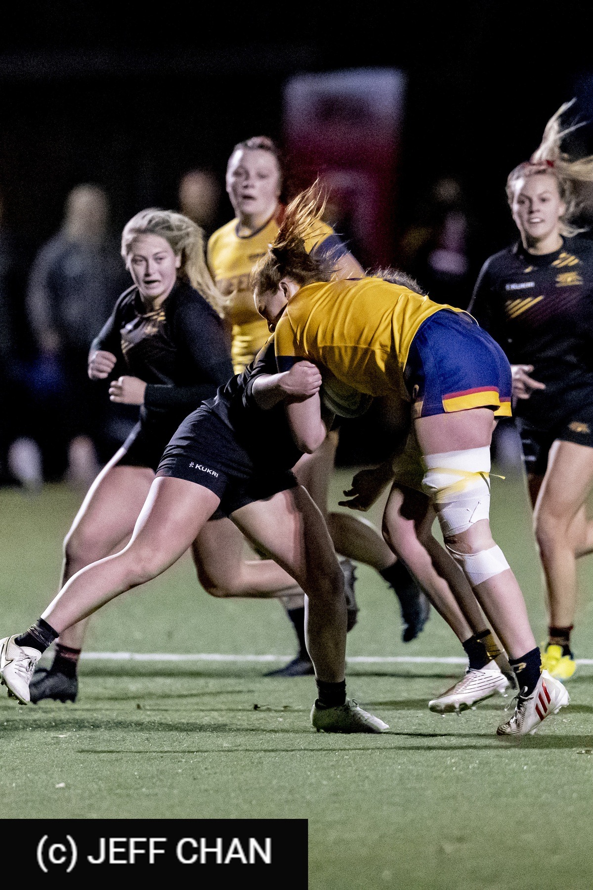 Queen's University - University of Guelph - Rugby - OUA 2022 Queen's (W) vs Guelph Champions (#OUW22QWGU10) Photo by: Jeff Chan | Siuxy Sports 2022-10-28