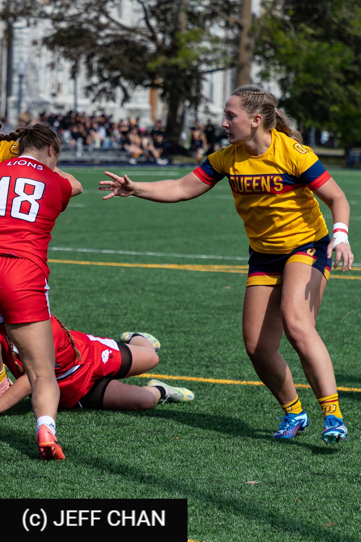  Queen's University - York University - Rugby - OUA 2025 Queen's (W) vs York (#OUW25QWYO09) Photo by: Jeff Chan | Siuxy Sports 2025-09-06