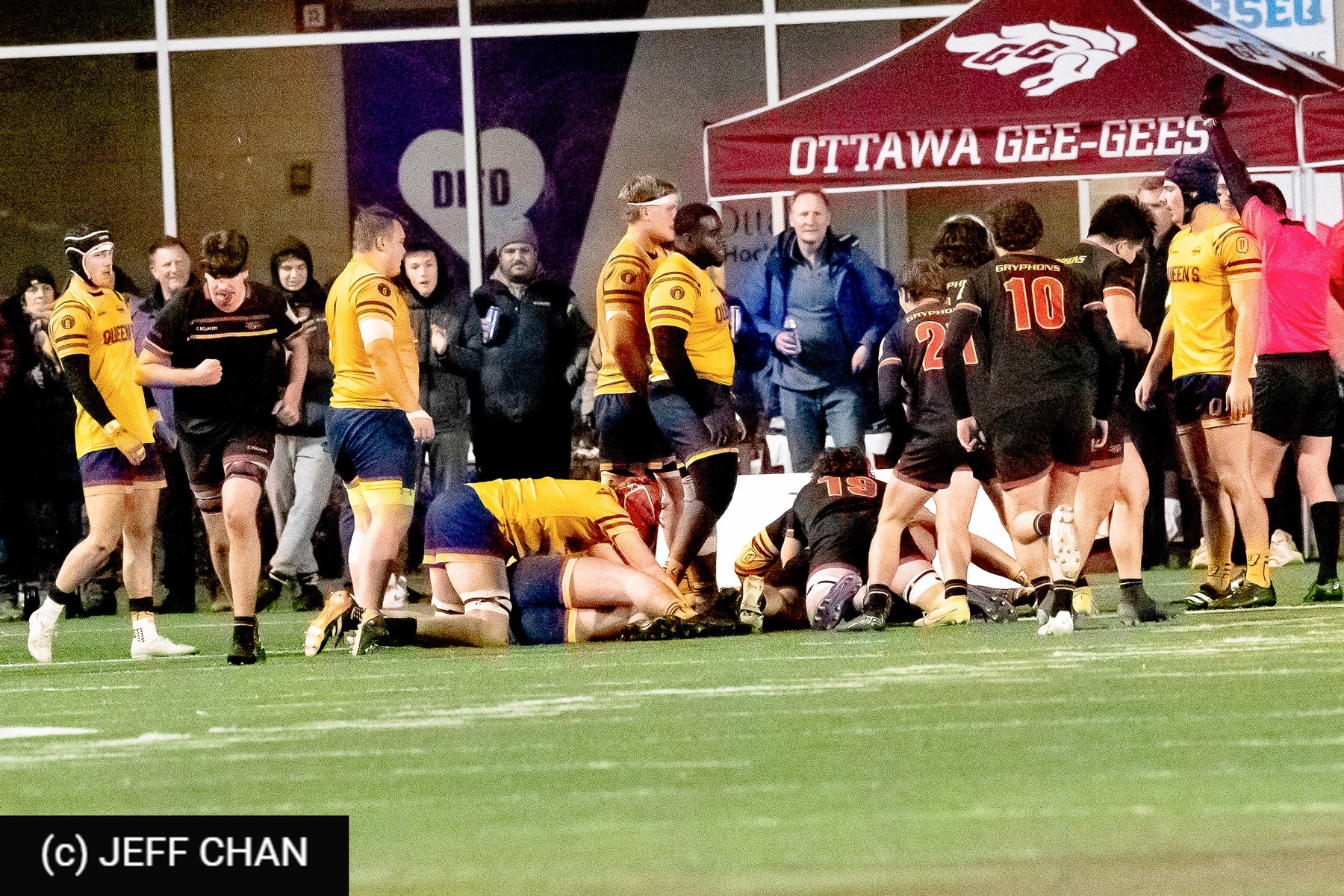  Queen's University - University of Guelph - Rugby - OUA 2024 Queen's vs Guelph (#OUA24QUG15) Photo by: Jeff Chan | Siuxy Sports 2024-11-15