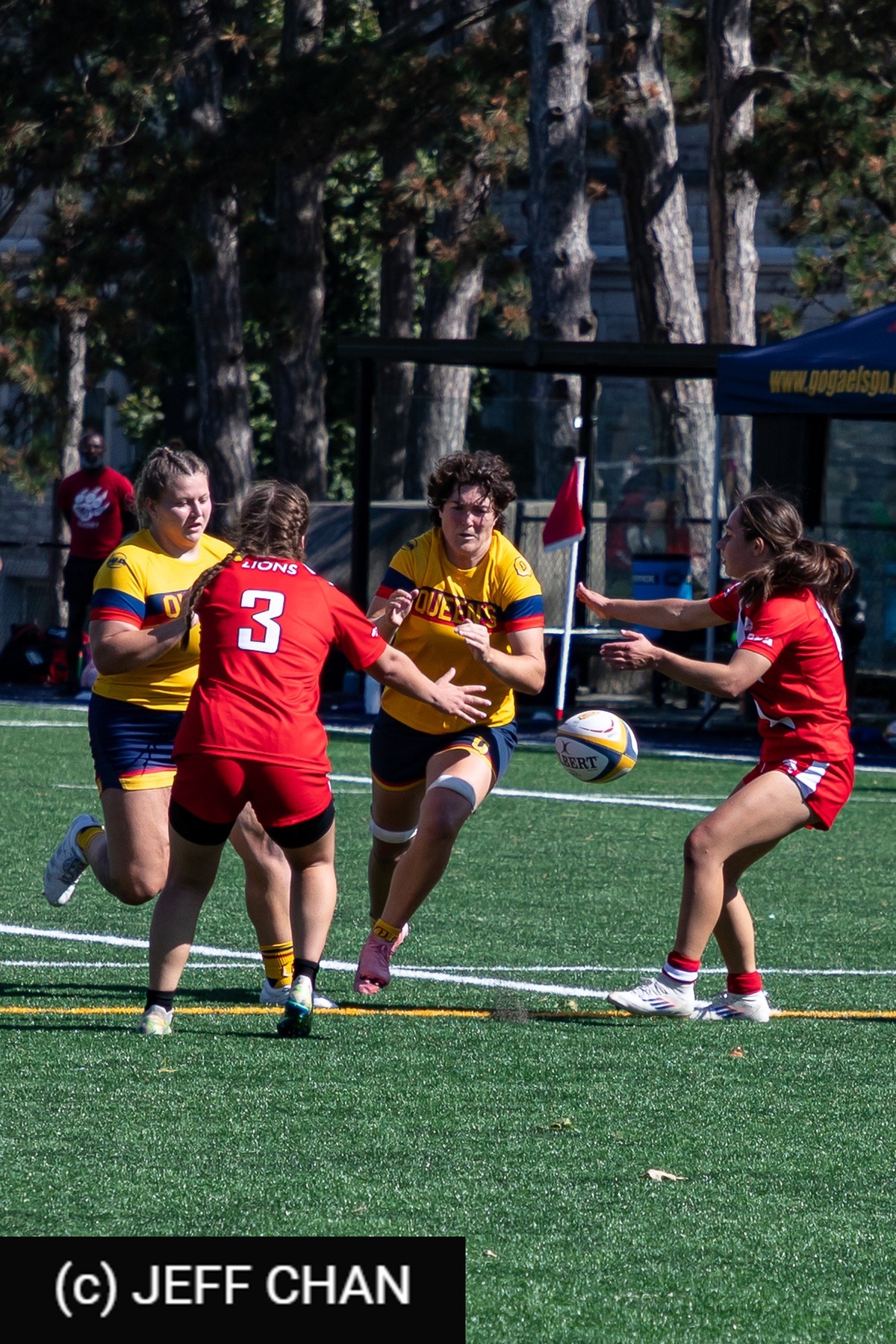  Queen's University - York University - Rugby - OUA 2025 Queen's (W) vs York (#OUW25QWYO09) Photo by: Jeff Chan | Siuxy Sports 2025-09-06