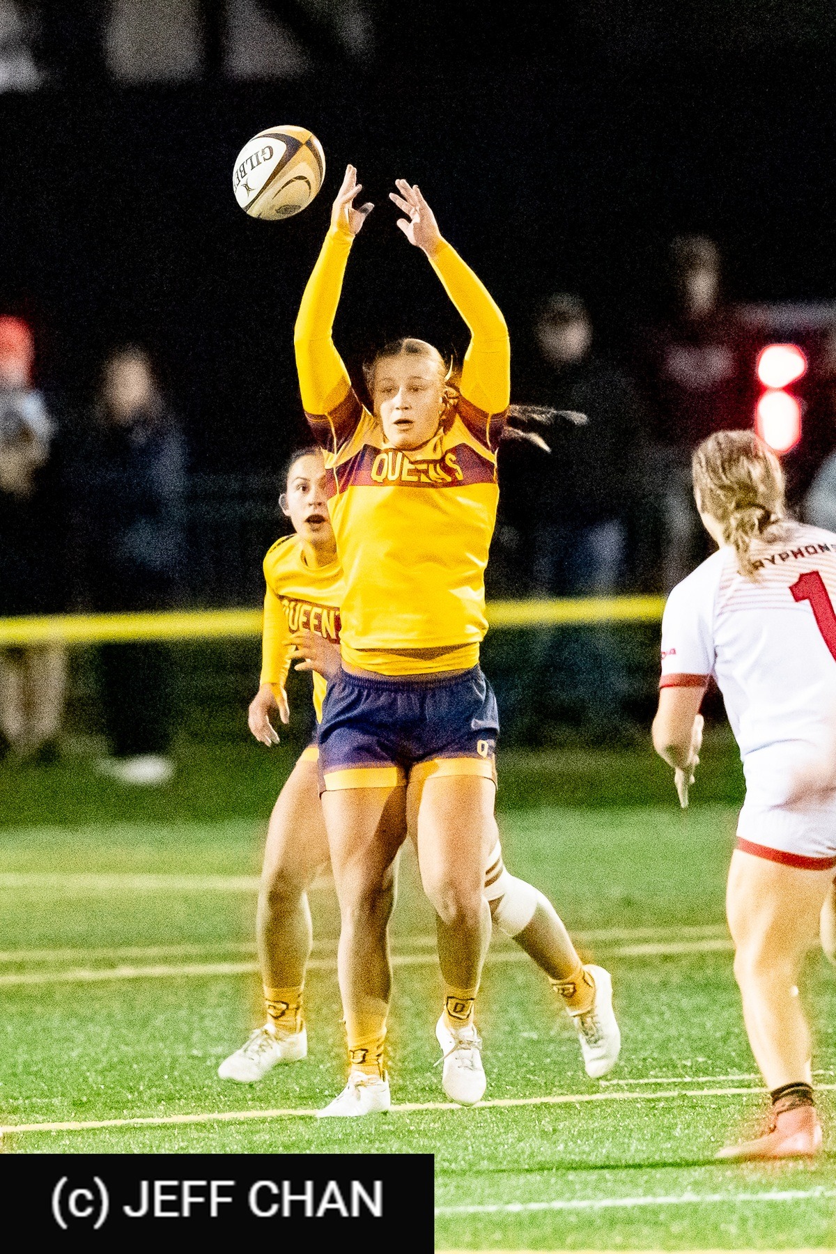  Queen's University - University of Guelph - Rugby - OUA 2025 Queen's (W) vs Guelph (#OUW25QWGU10) Photo by: Jeff Chan | Siuxy Sports 2025-10-24