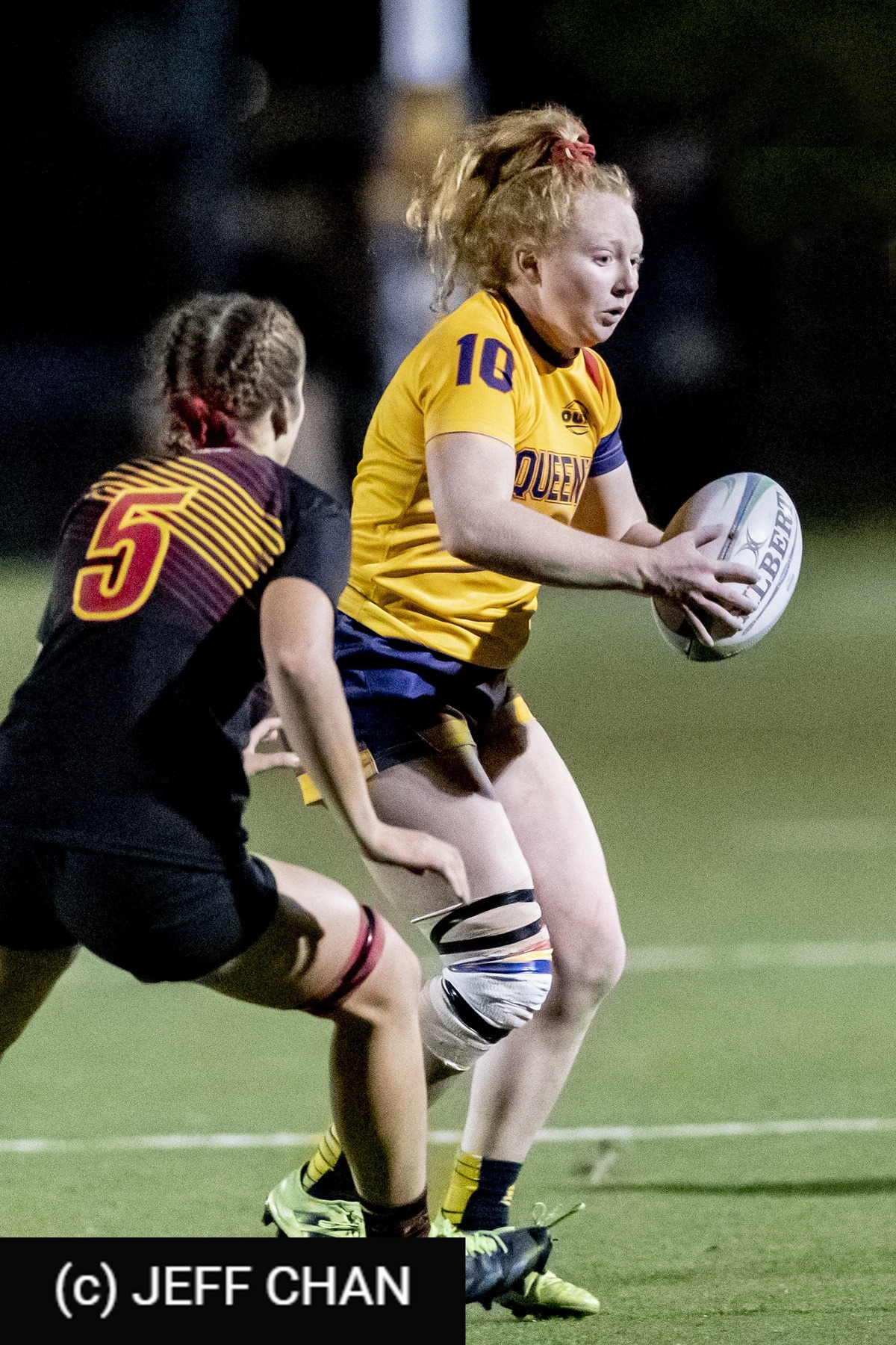  Queen's University - University of Guelph - Rugby - OUA 2022 Queen's (W) vs Guelph Champions (#OUW22QWGU10) Photo by: Jeff Chan | Siuxy Sports 2022-10-28