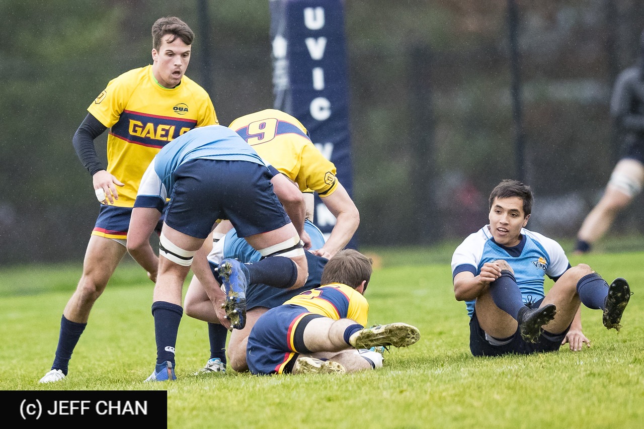 Crosby STEWART - Dylan YOUNG -  Queen's University - University of Victoria - Rugby - CANUMENS 2018 - Queen's U vs U Victoria by Jeff Chan (#CANUMENS1804) Photo by: Jeff Chan | Siuxy Sports 2018-11-22