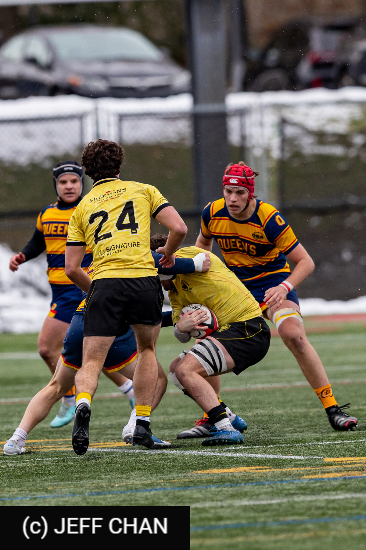 Simon BURNS -  Queen's University - Dalhousie University - Rugby - CANUMENS 2025 - Queen's University vs Dalhousie University - Game#5 by Jeff Chan (#CANUMENS2575) Photo by: Jeff Chan | Siuxy Sports 2025-11-14