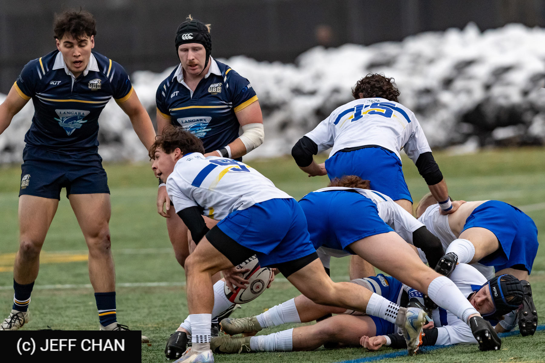 Alastair MARSHALL - Ethan MCCARTHY -  University of British Columbia - University of Victoria - Rugby - CANUMENS 2025 -University of British Columbia vs University of Victoria - Game#11 by Jeff Chan (#CANUMENS2561) Photo by: Jeff Chan | Siuxy Sports 2025-11-16