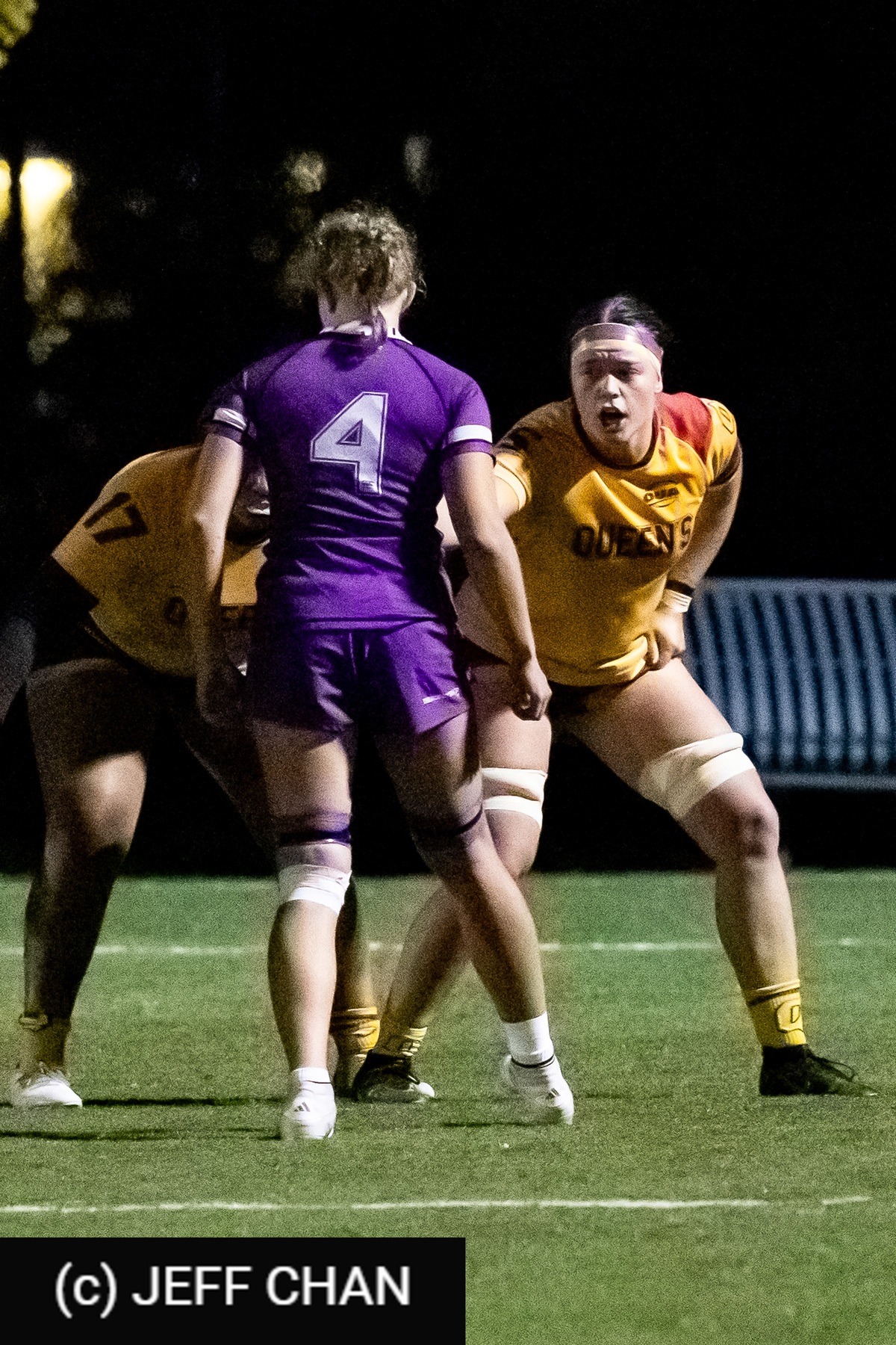  Queen's University - University of Western Ontario - Rugby - OUA 2024 Queen's (W) vs Western (#OUW24QWWE10) Photo by: Jeff Chan | Siuxy Sports 2024-10-18