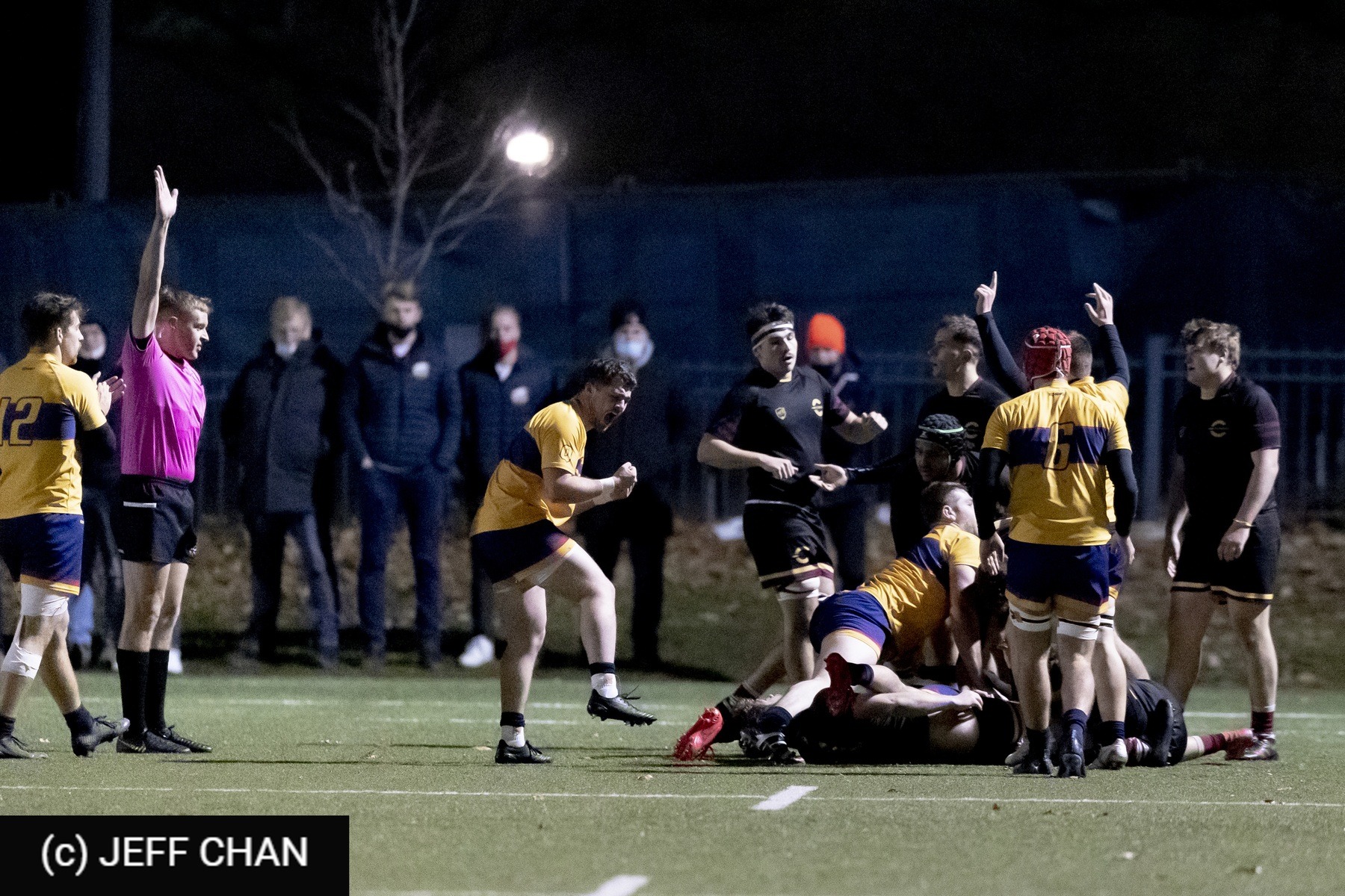  Queen's University - Université Concordia - Rugby - OUA 2021 Queen's vs Concordia (#OUA21QUCO11) Photo by: Jeff Chan | Siuxy Sports 2021-11-24
