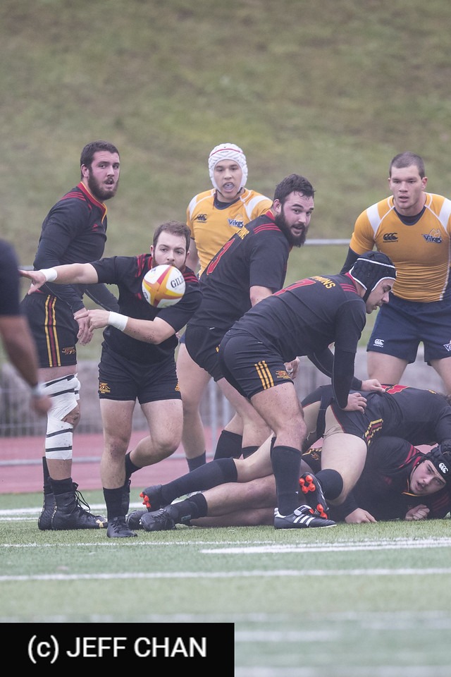 Samuel EVANS - Kolby FRANCIS - Cathal LONG - Cody WEESE-BURTON -  University of Victoria - University of Guelph - Rugby - CANUMENS 2017 - U Victoria vs U Guelph - by Jeff Chan (#CANUMENS1702) Photo by: Jeff Chan | Siuxy Sports 2017-11-18