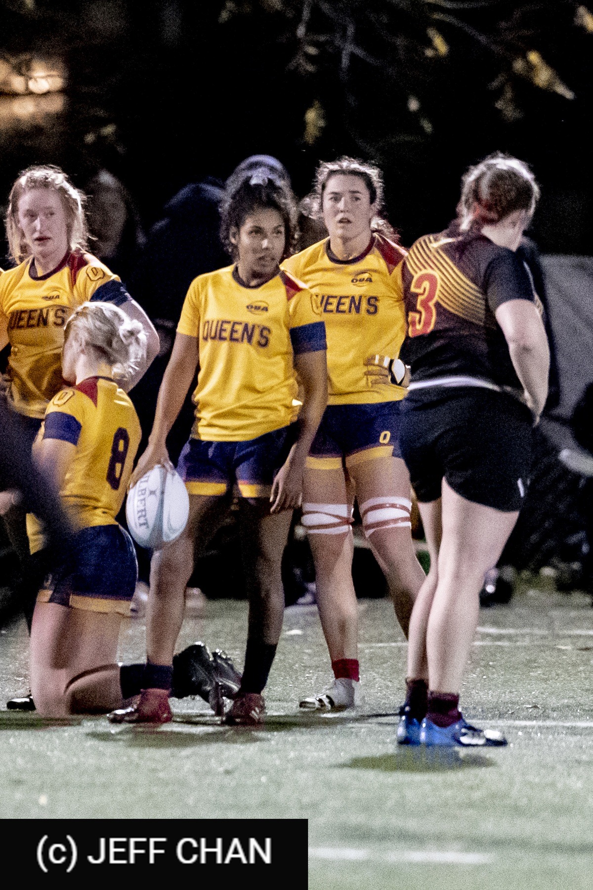  Queen's University - University of Guelph - Rugby - OUA 2022 Queen's (W) vs Guelph Champions (#OUW22QWGU10) Photo by: Jeff Chan | Siuxy Sports 2022-10-28
