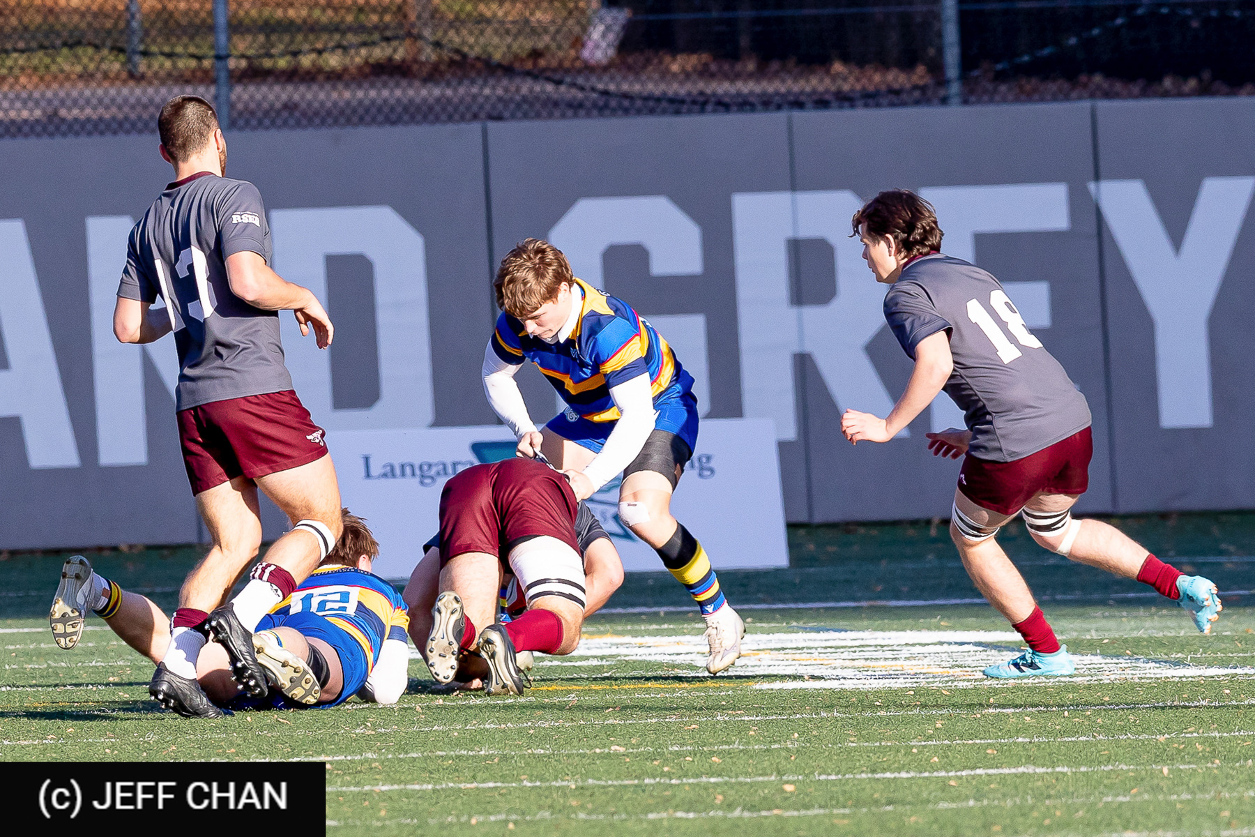  Université Ottawa - University of Victoria - Rugby - CANUMENS 2024 - Consolation Semi - Ottawa vs UVic by Jeff Chan (#CANUMENS2406) Photo by: Jeff Chan | Siuxy Sports 2024-11-15