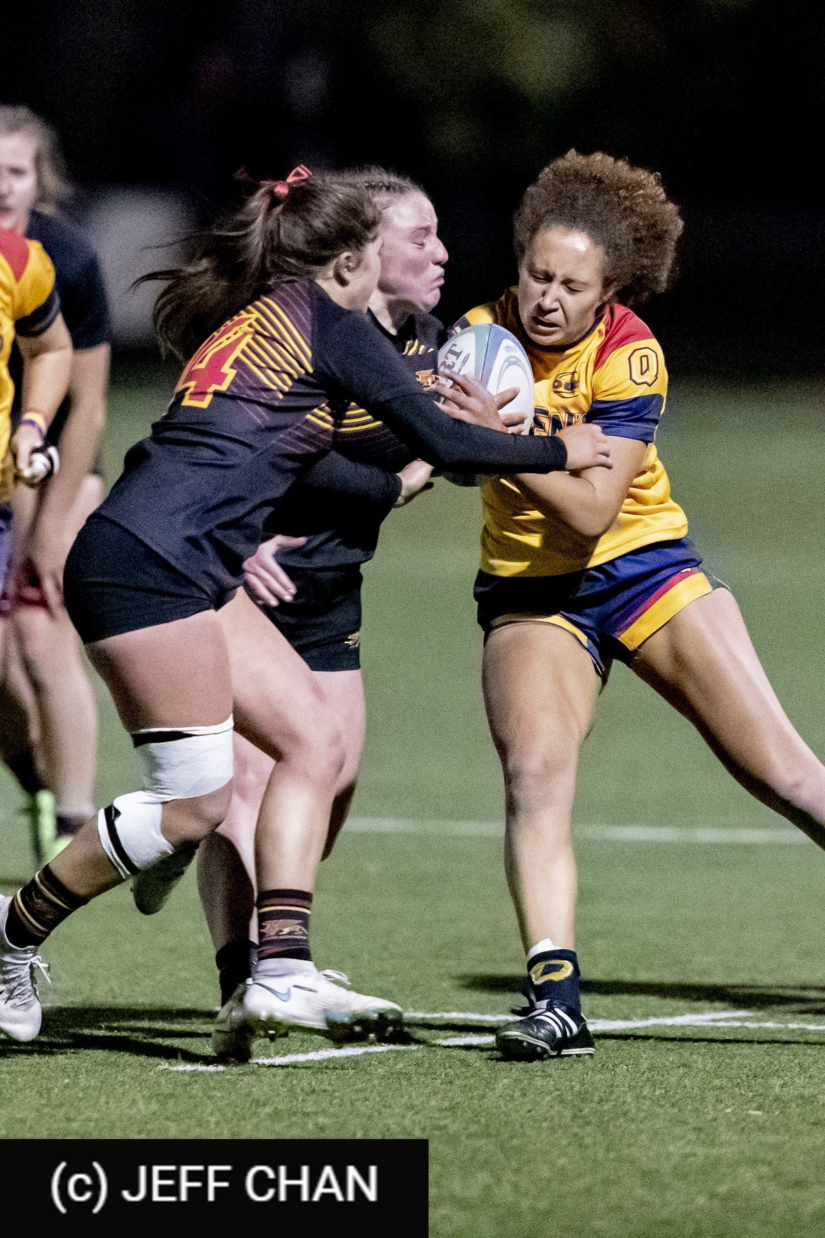  Queen's University - University of Guelph - Rugby - OUA 2022 Queen's (W) vs Guelph Champions (#OUW22QWGU10) Photo by: Jeff Chan | Siuxy Sports 2022-10-28