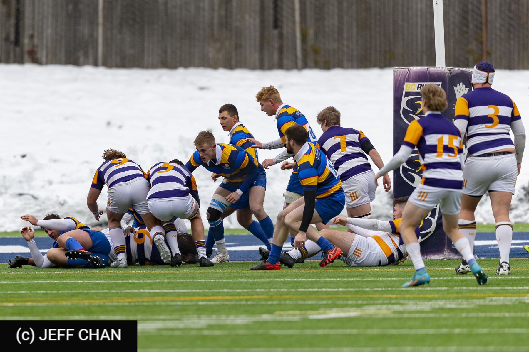  University of Victoria - Wilfrid Laurier University - Rugby - CANUMENS 2022 - U Victoria vs W Laurier U -  by Jeff Chan (#CANUMENS2208) Photo by: Jeff Chan | Siuxy Sports 2022-12-02