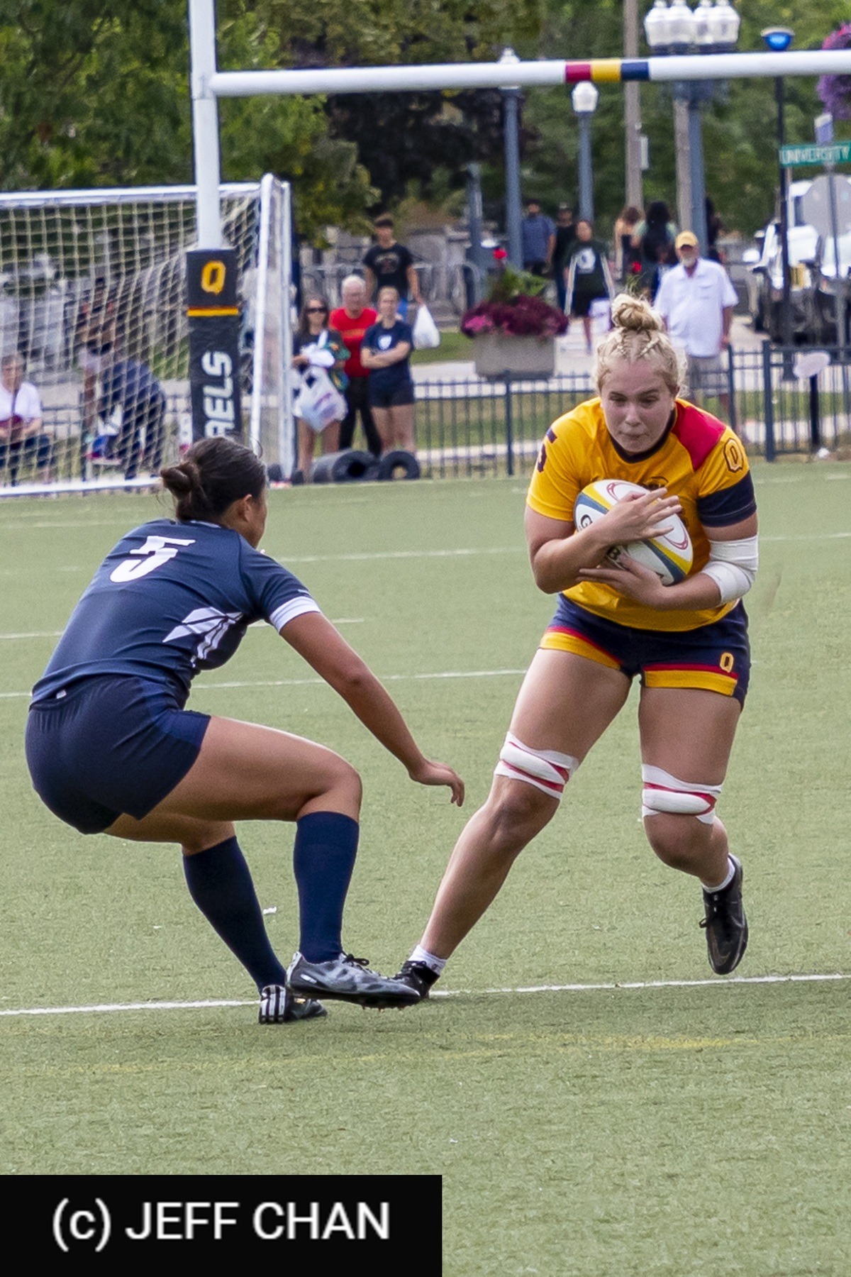  Queen's University - University of Toronto - Rugby - OUA 2023 Queen's (W) vs Toronto (#OUW23QWUT09) Photo by: Jeff Chan | Siuxy Sports 2023-09-09