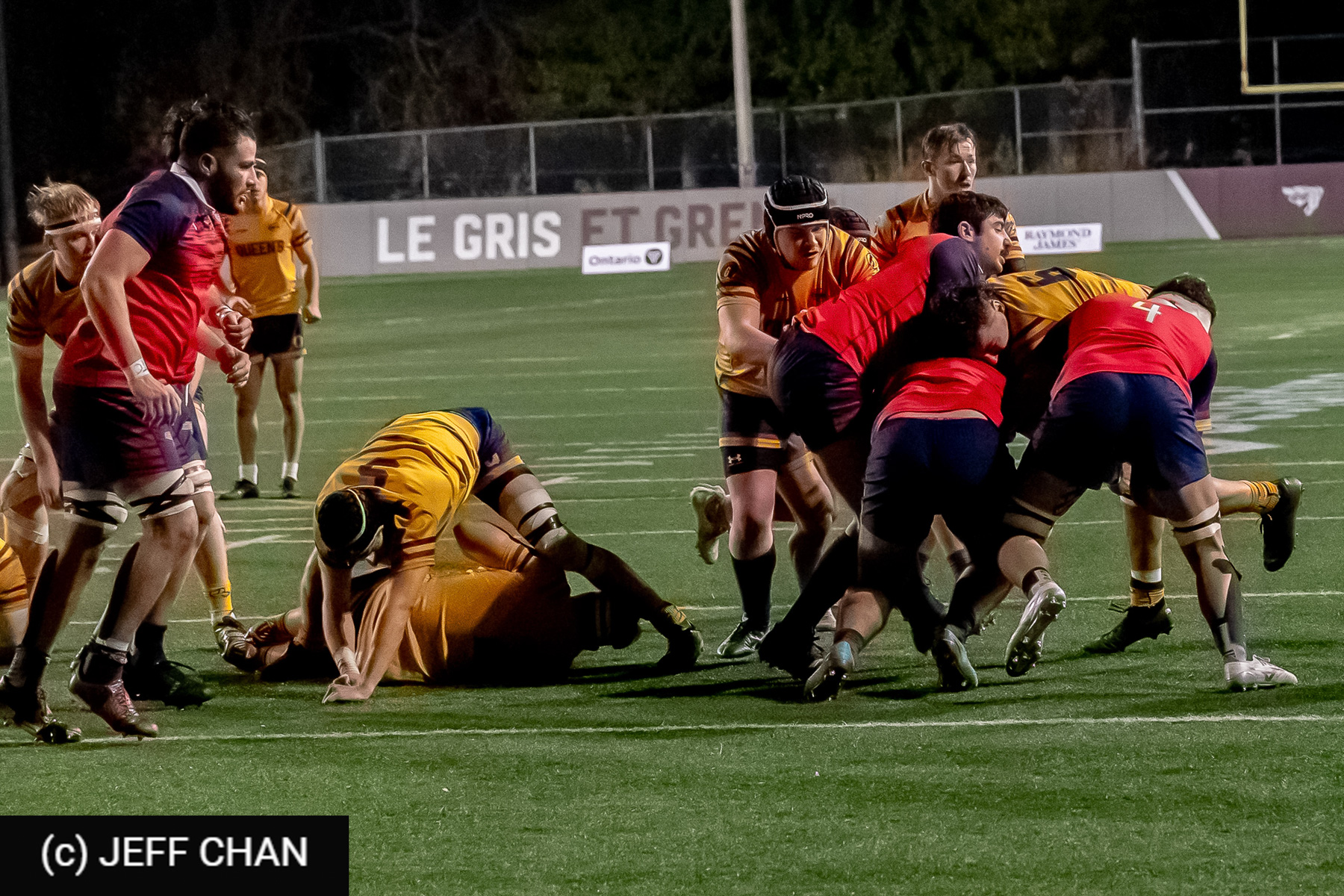  ÉTS (École de technologie supérieure) - Queen's University - Rugby - CANUMENS 2024 - Final - ETS vs Queen's by Jeff Chan (#CANUMENS2412) Photo by: Jeff Chan | Siuxy Sports 2024-11-17