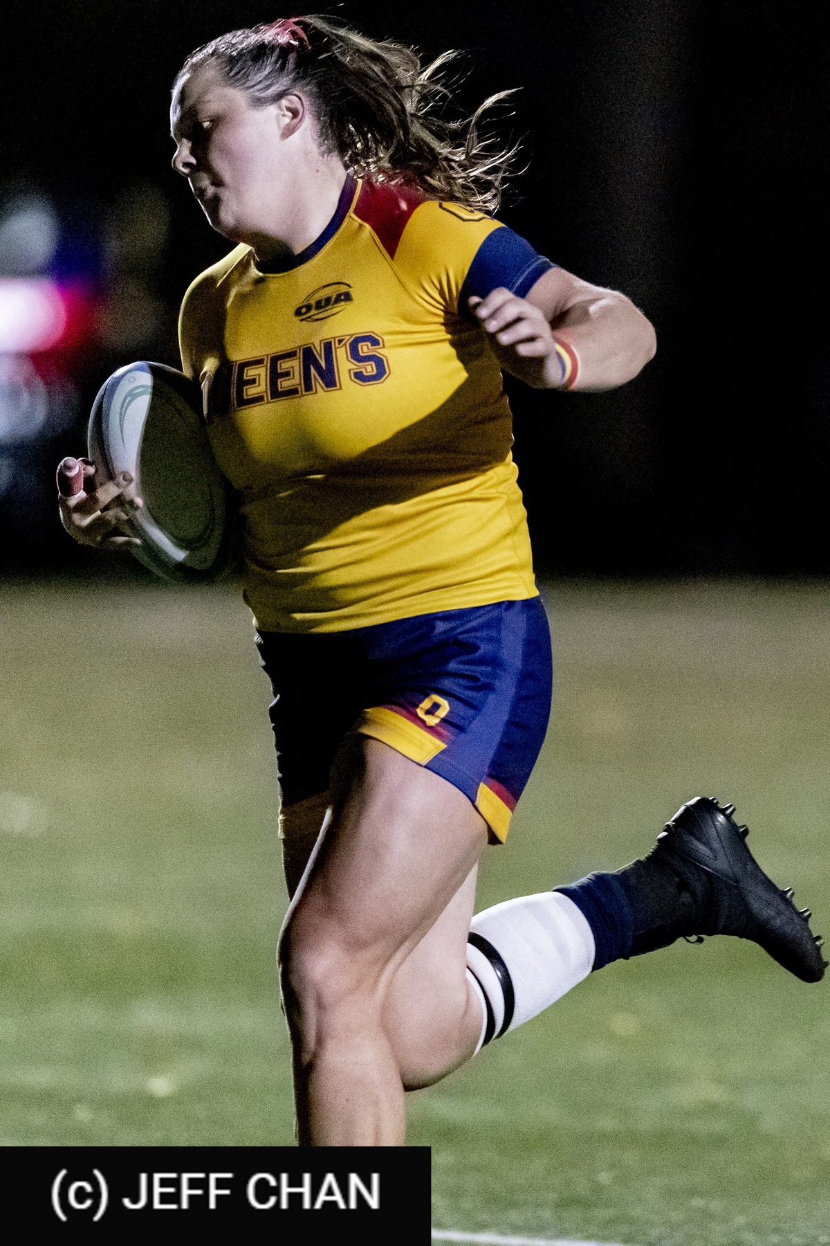  Queen's University - University of Guelph - Rugby - OUA 2022 Queen's (W) vs Guelph Champions (#OUW22QWGU10) Photo by: Jeff Chan | Siuxy Sports 2022-10-28