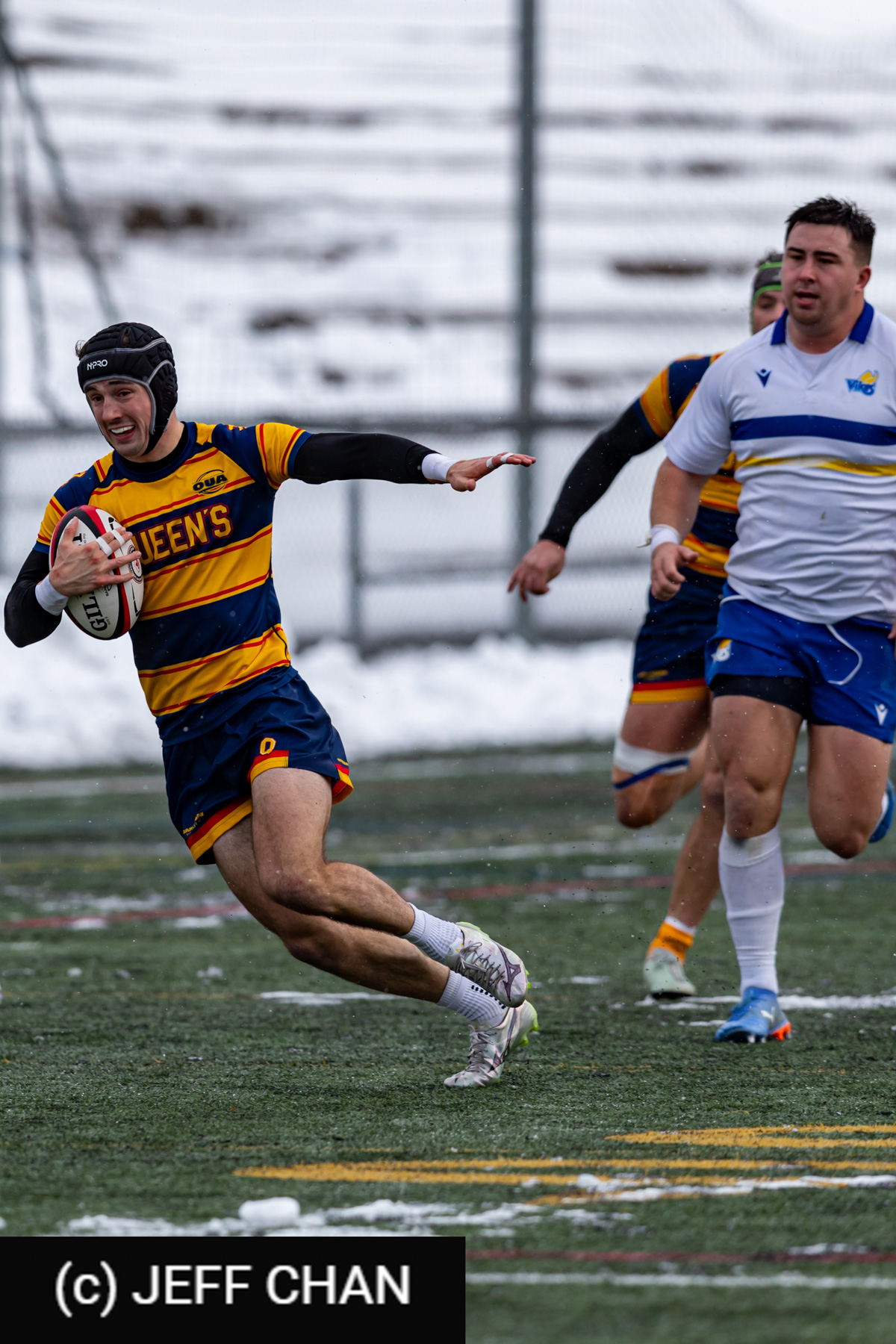 Trekker JAMES - Brendan KIM -  Queen's University - University of Victoria - Rugby - CANUMENS 2025 - Queen's University vs University of Victoria - Game#1 by Jeff Chan (#CANUMENS2581) Photo by: Jeff Chan | Siuxy Sports 2025-11-12